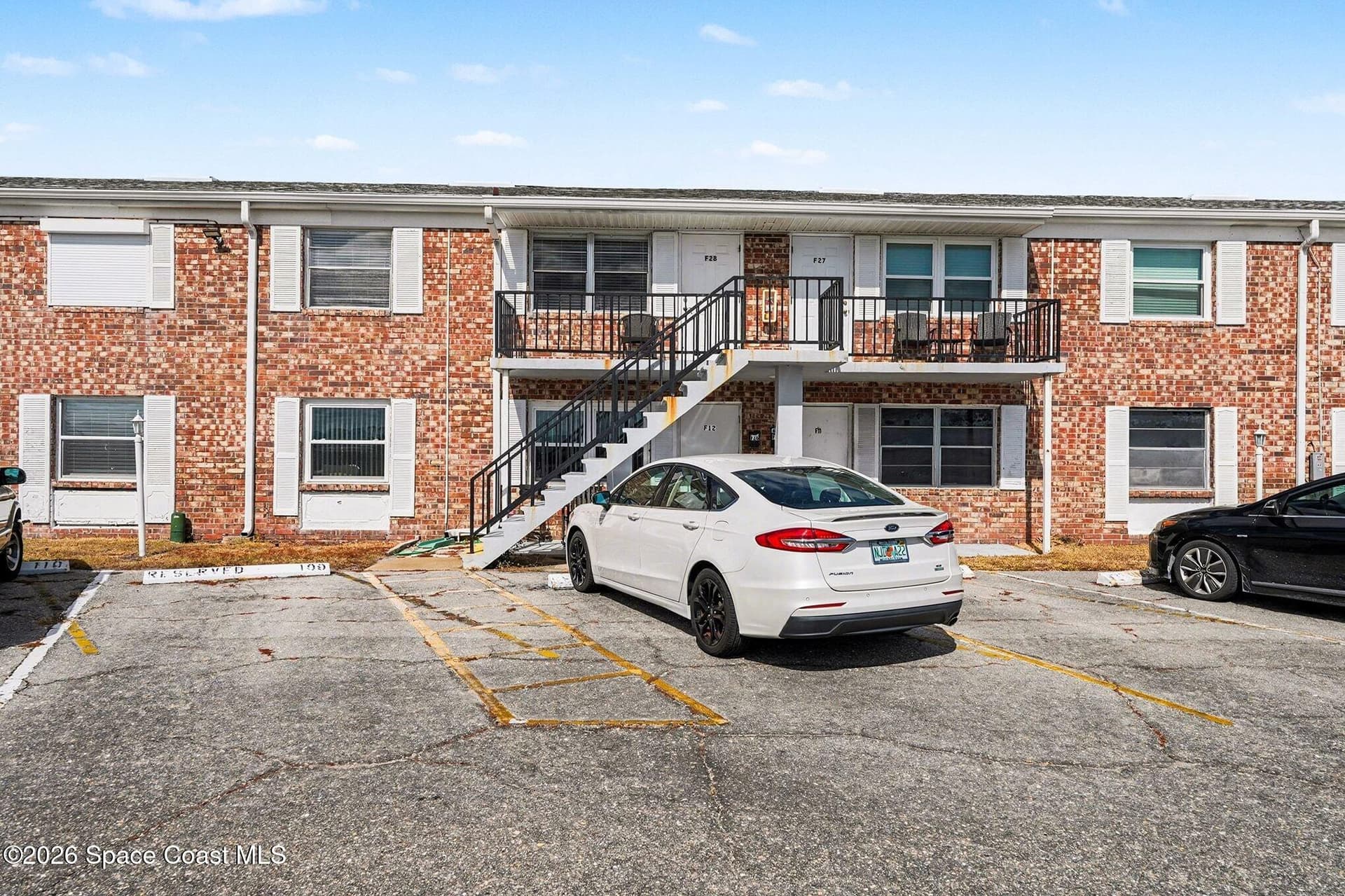 190 E Olmstead Drive F28 photo 1