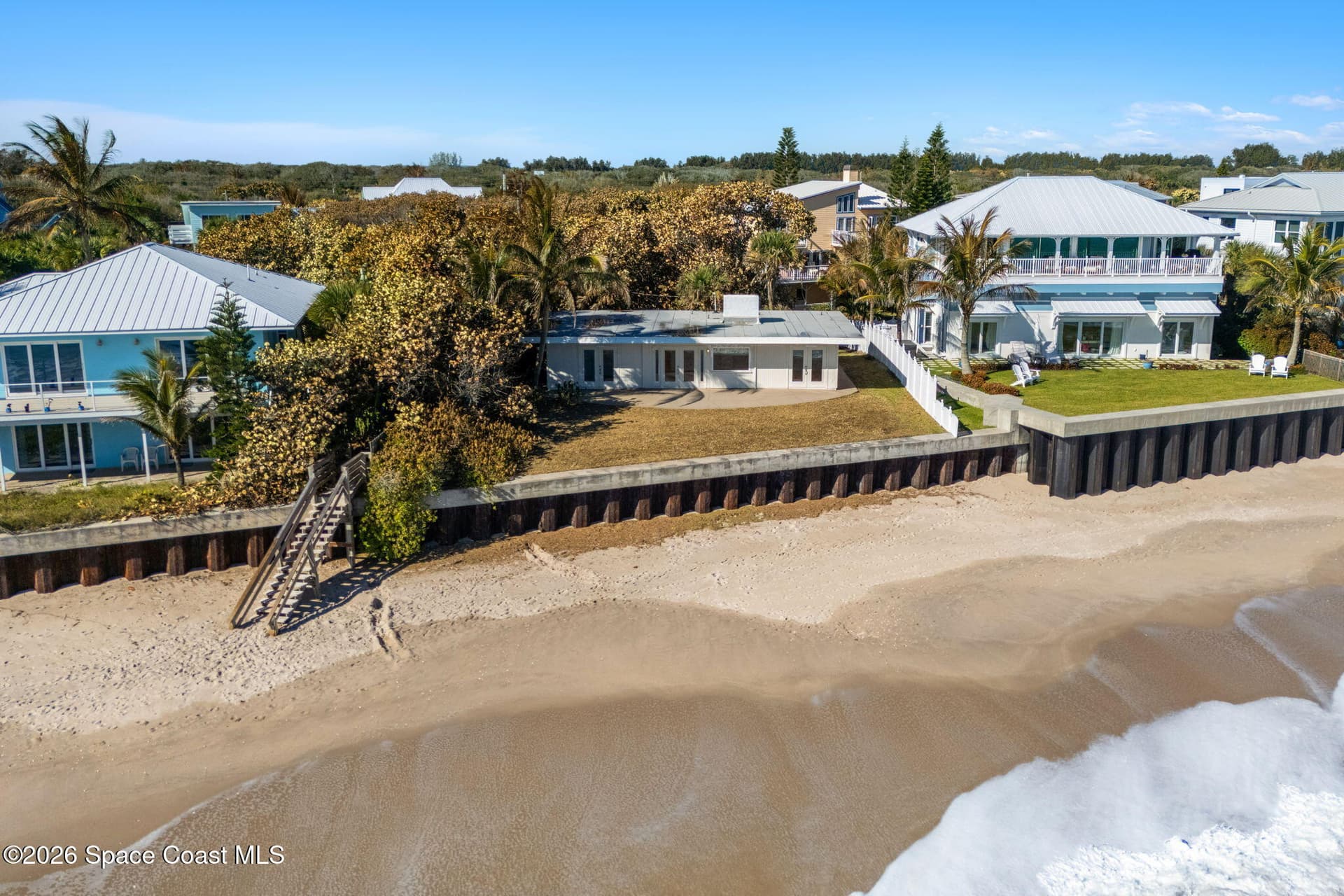 9556 Doubloon Drive photo 4