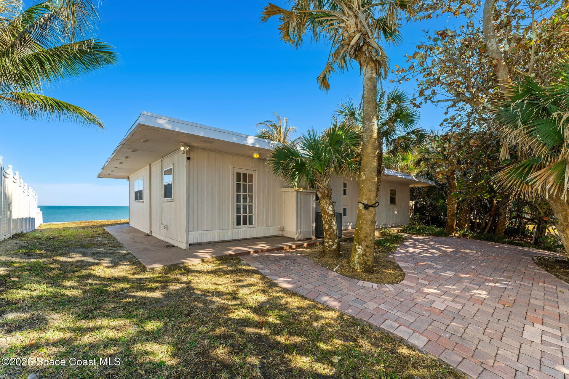 9556 Doubloon Drive photo 11