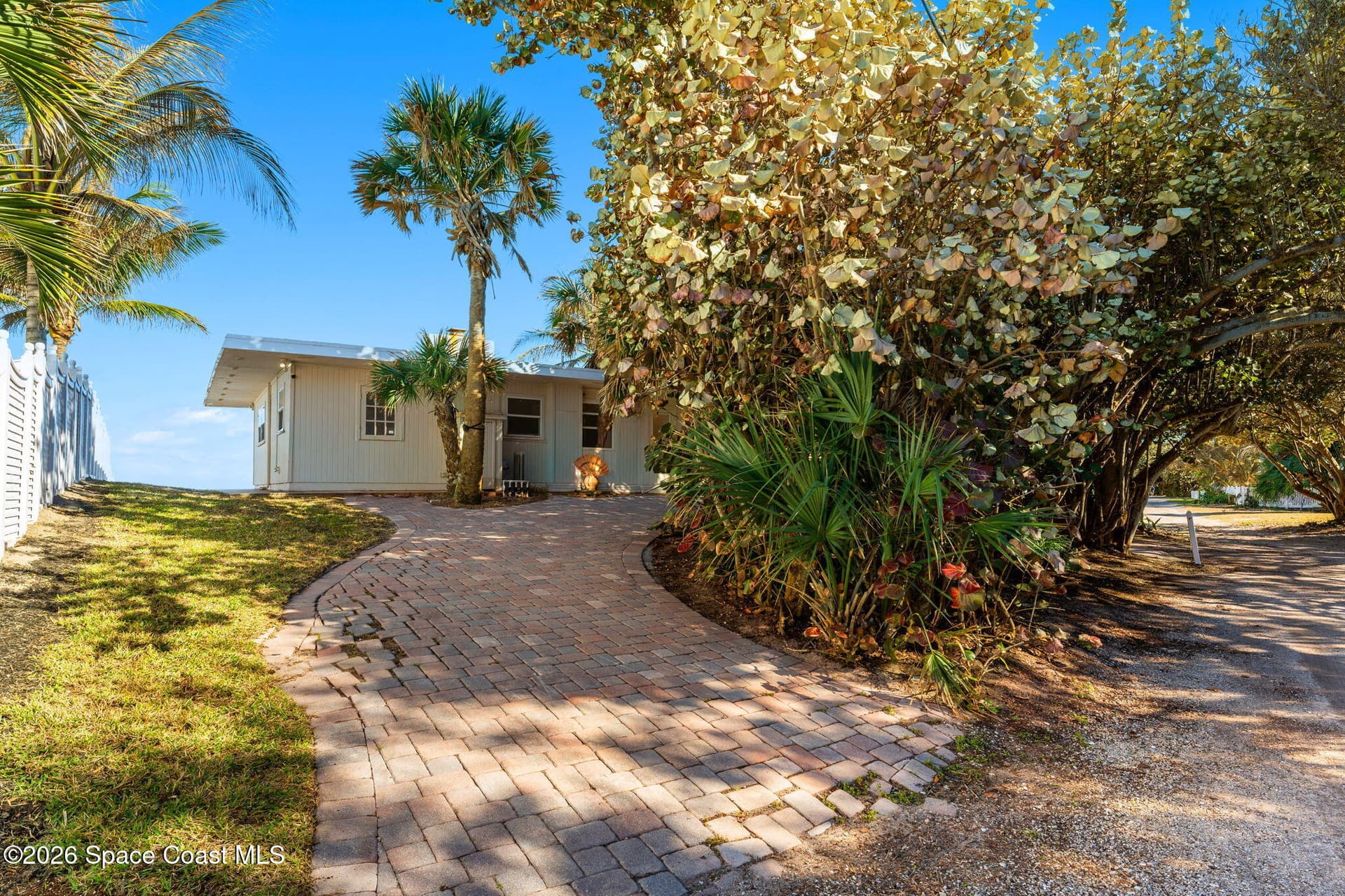 9556 Doubloon Drive photo 13