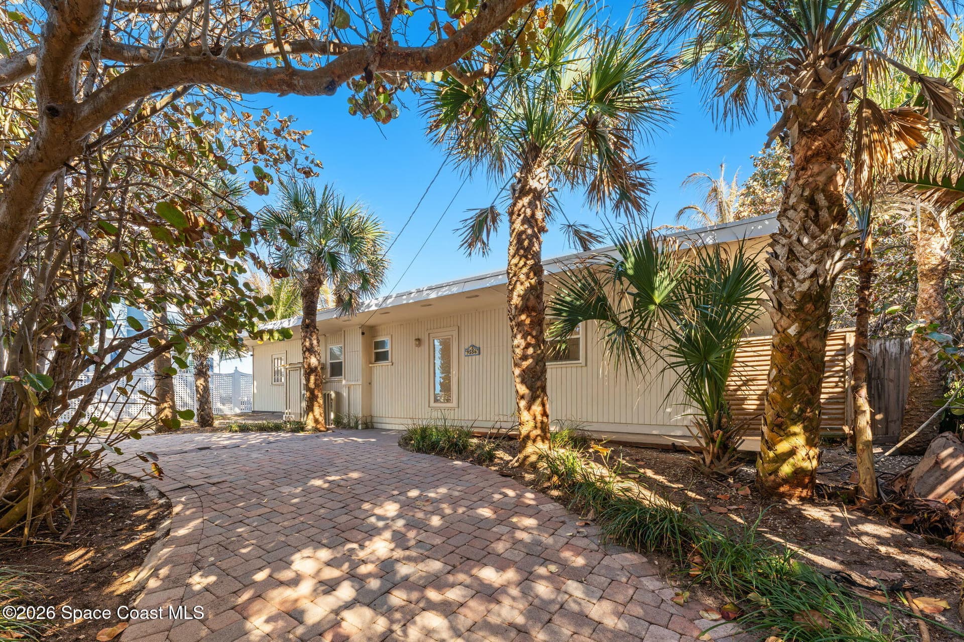9556 Doubloon Drive photo 12