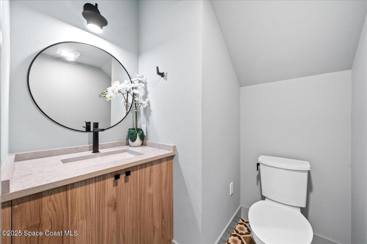5306 Riveredge Drive photo 18