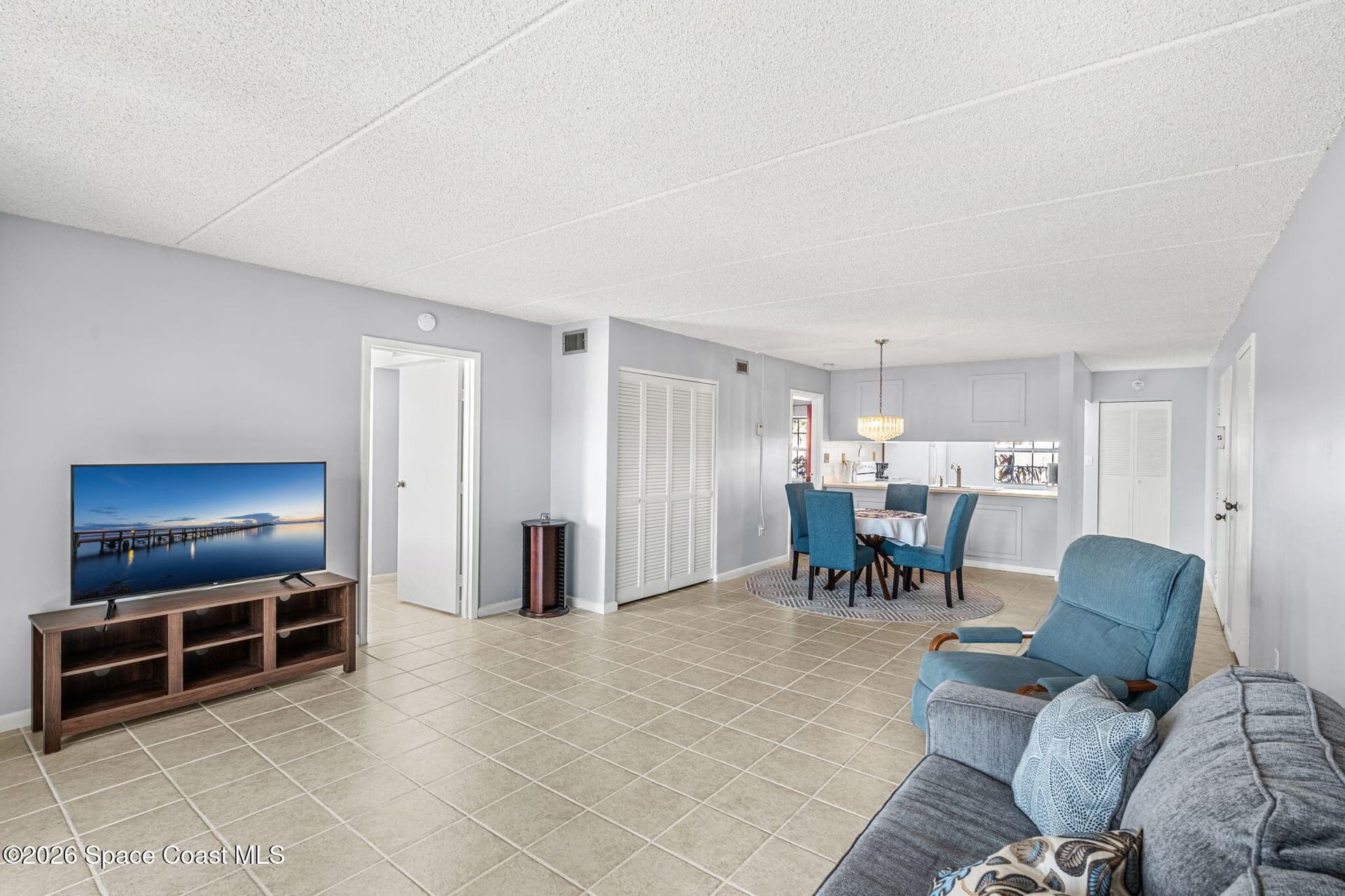 2727 N Wickham Road 8-101 photo 23