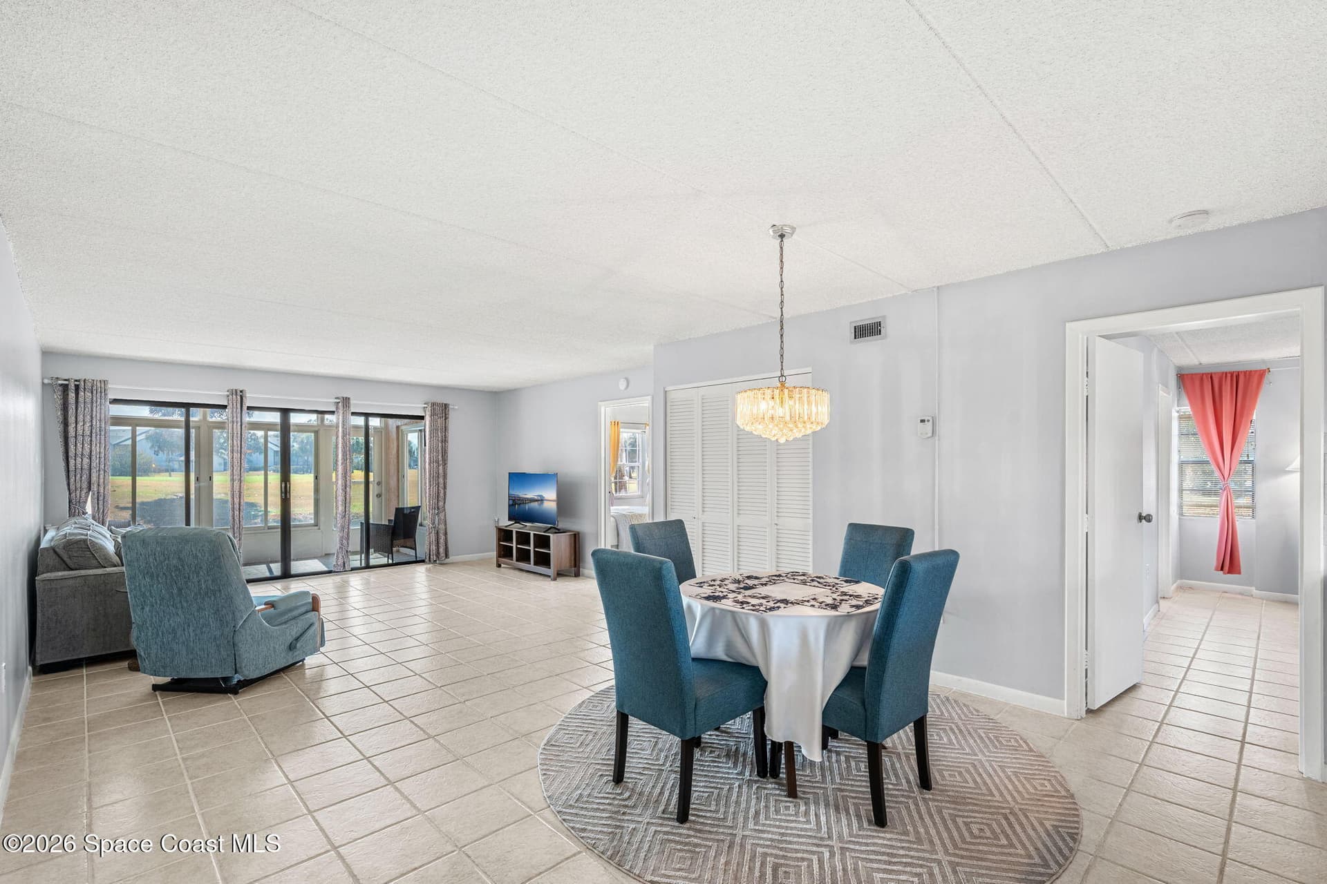 2727 N Wickham Road 8-101 photo 12