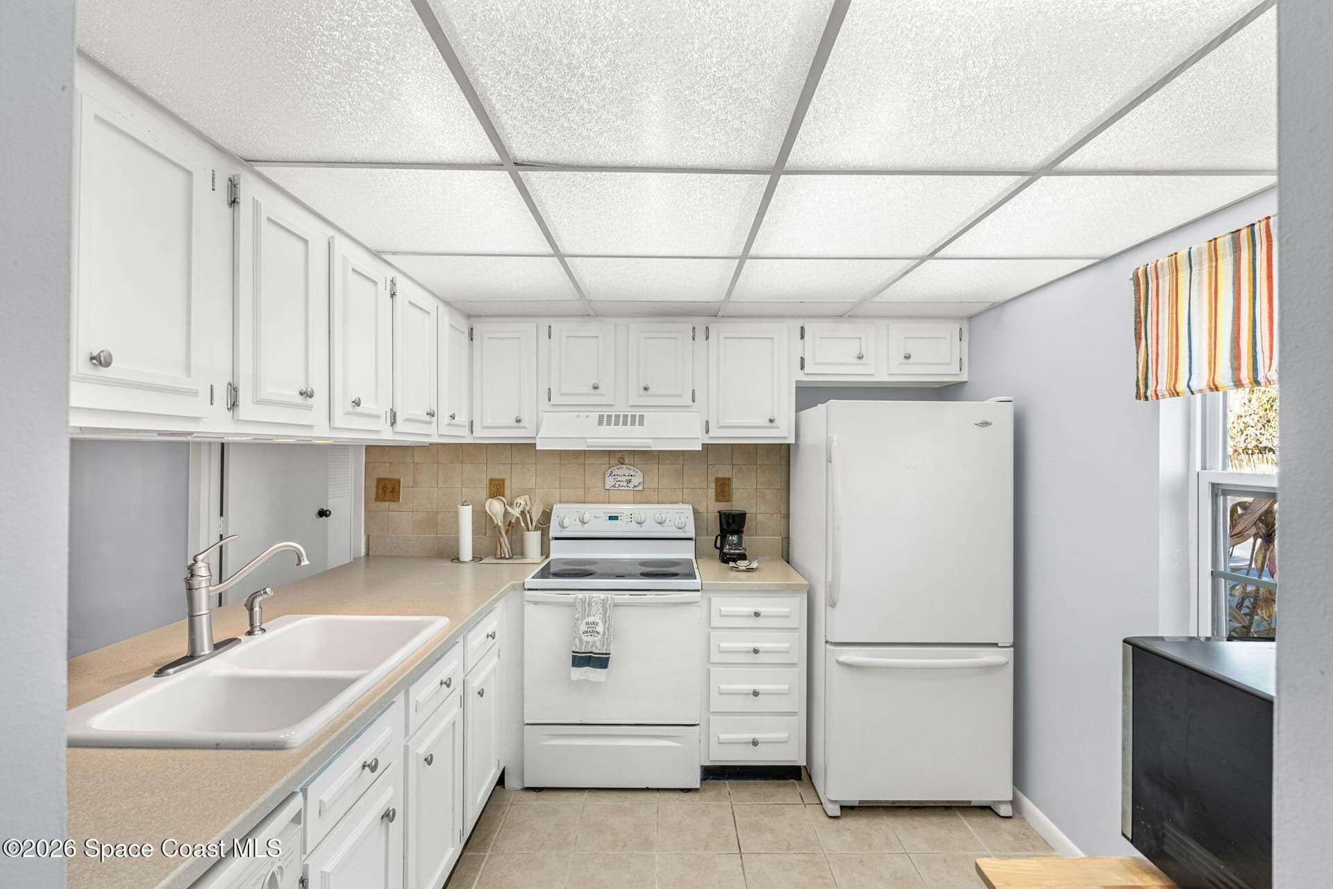 2727 N Wickham Road 8-101 photo 15