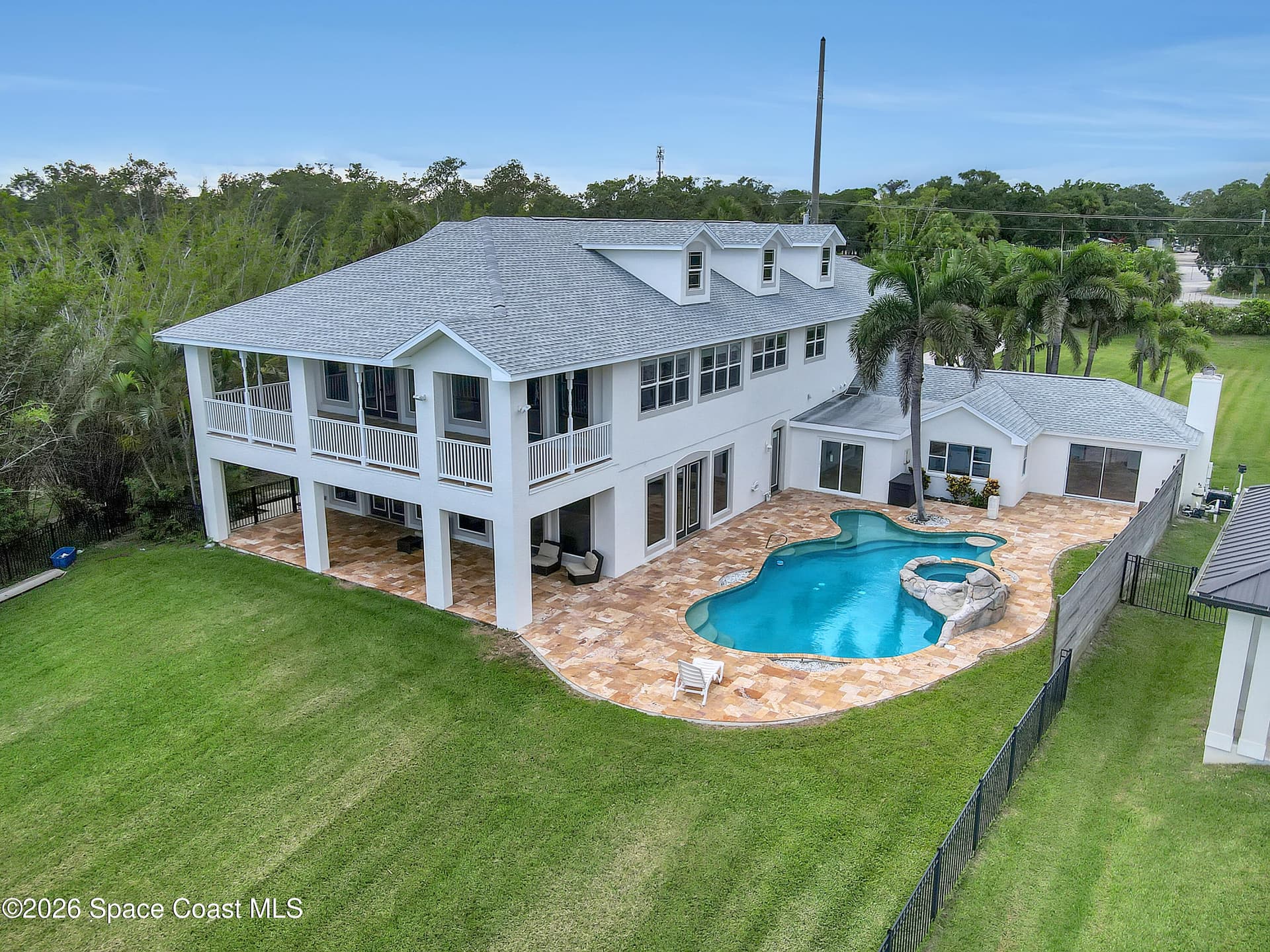 6255 N Highway 1 photo 2