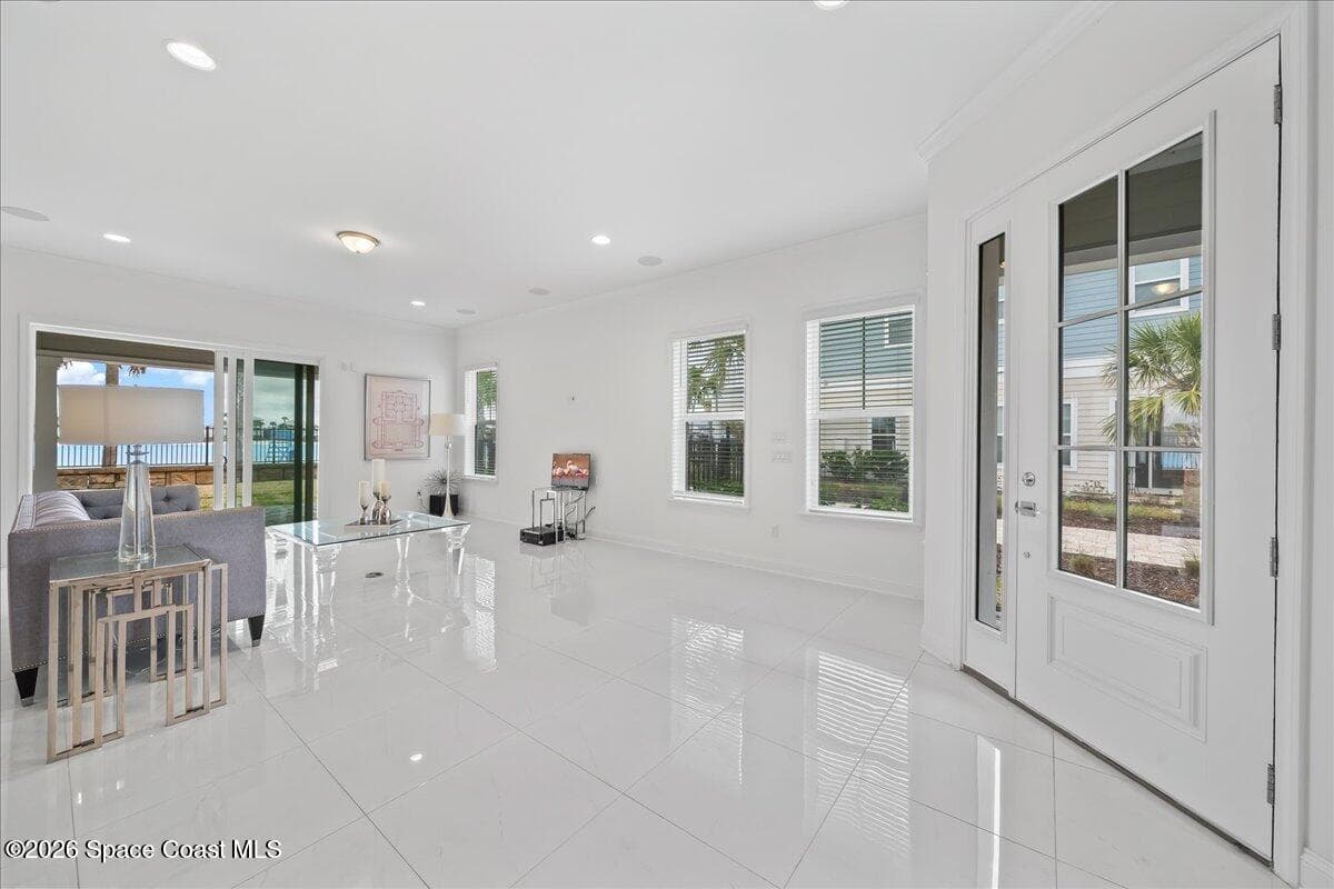 431 Marquesa Circle photo 11