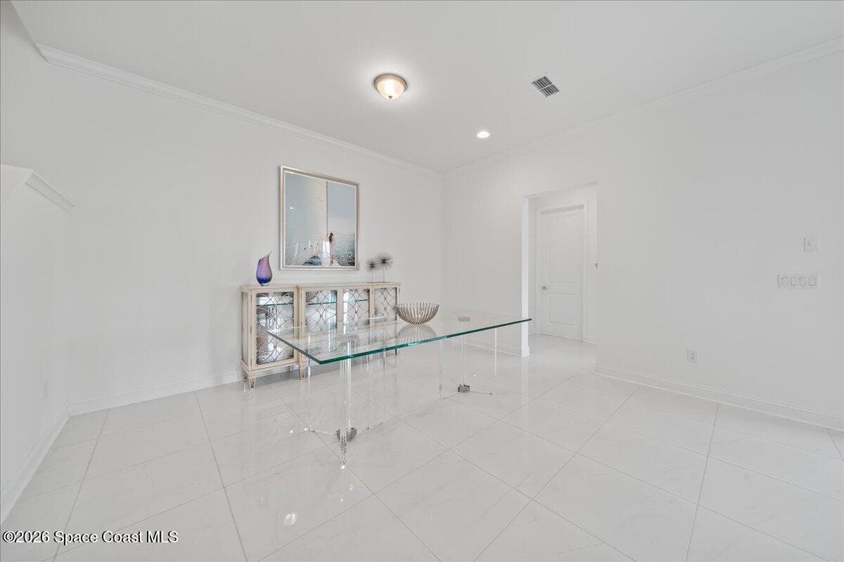 431 Marquesa Circle photo 13