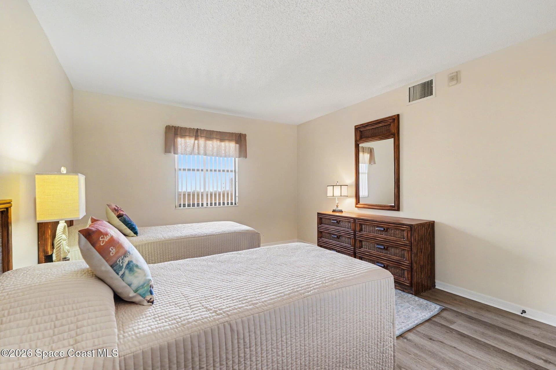 1860 N Atlantic Avenue B604 photo 17