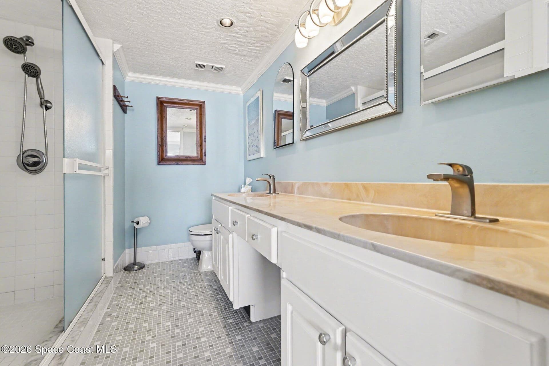 1095 N Highway A1a 203 photo 22
