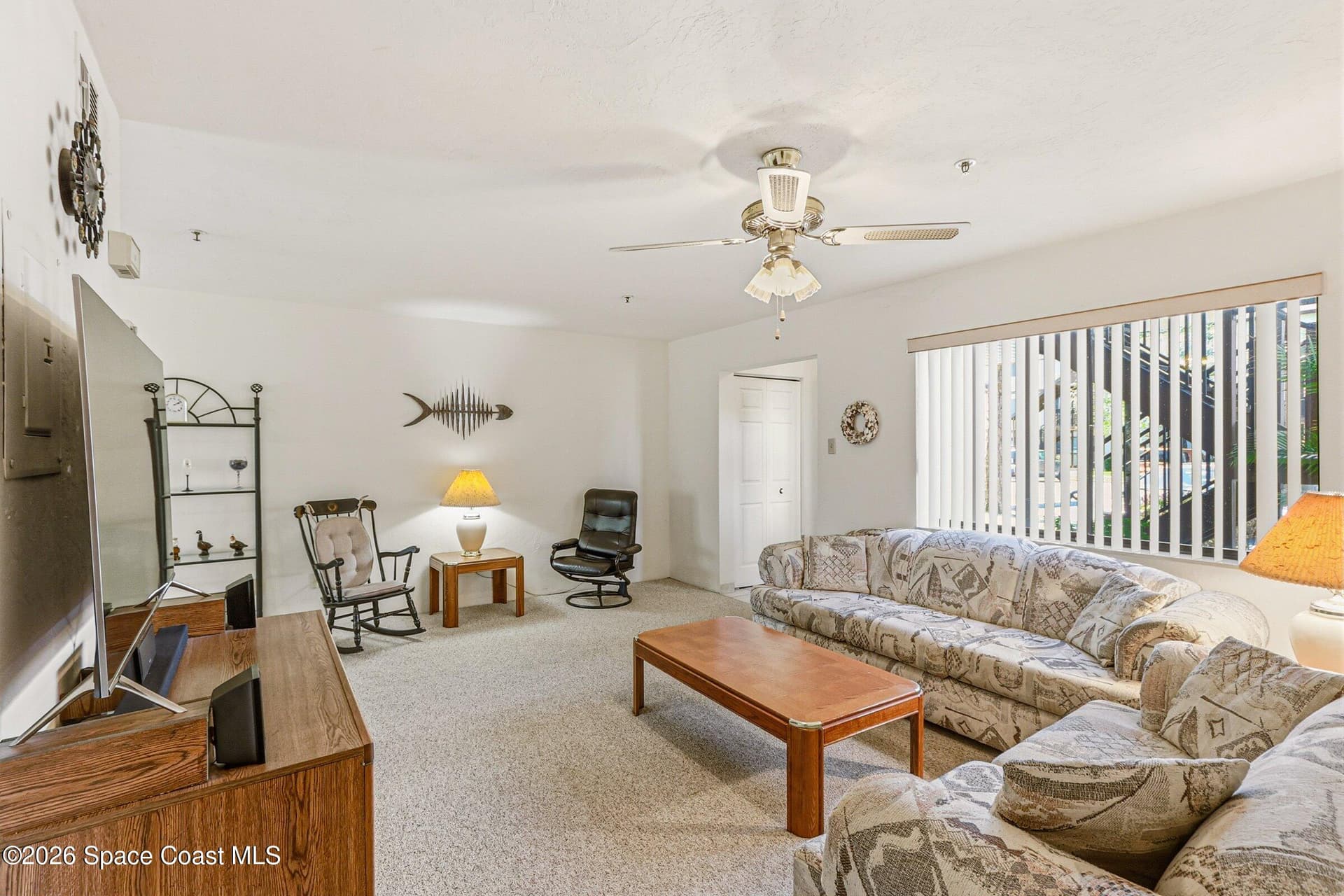 7820 Shadowood Drive 304 photo 9