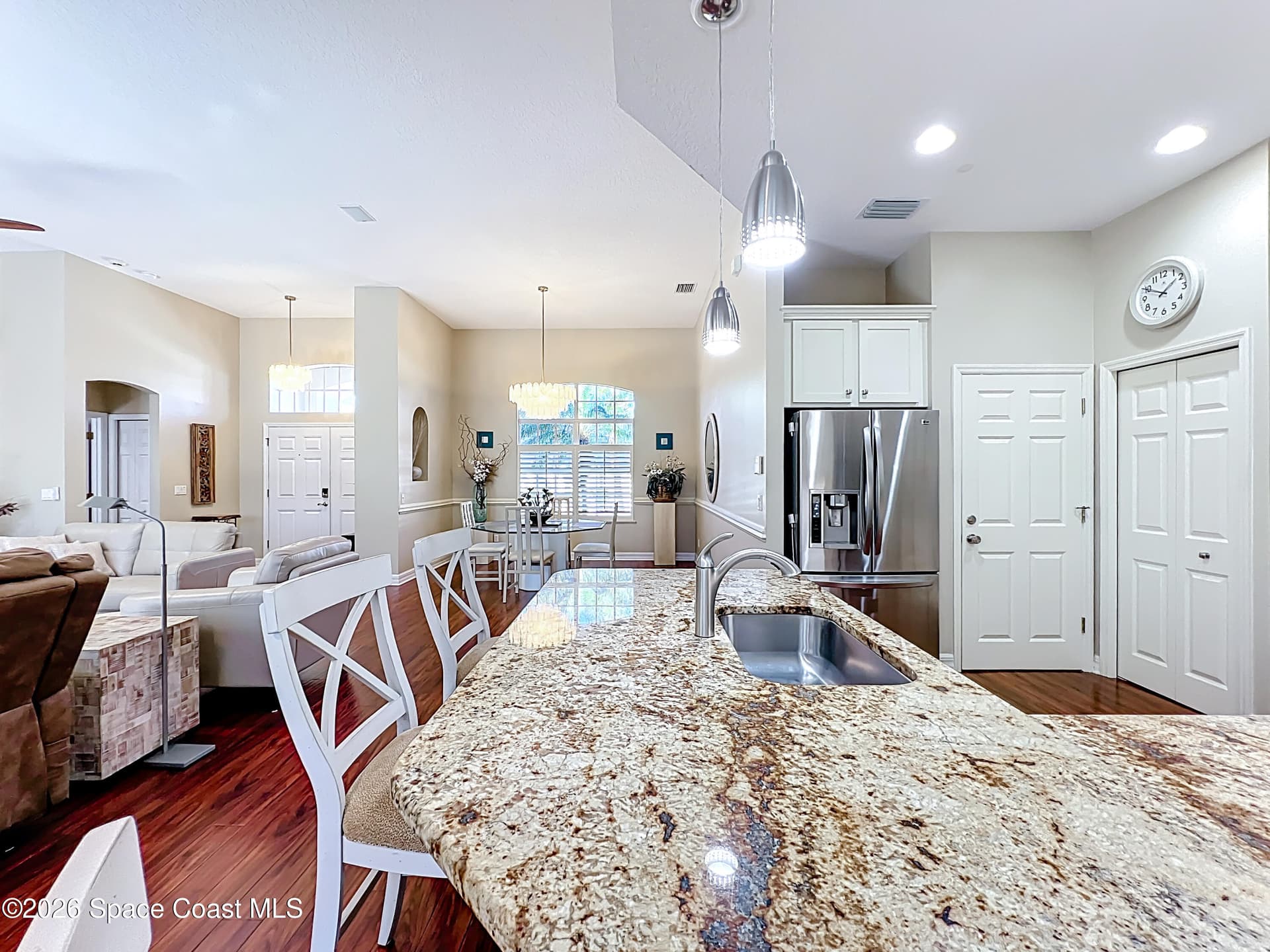 383 Pentland Drive photo 19