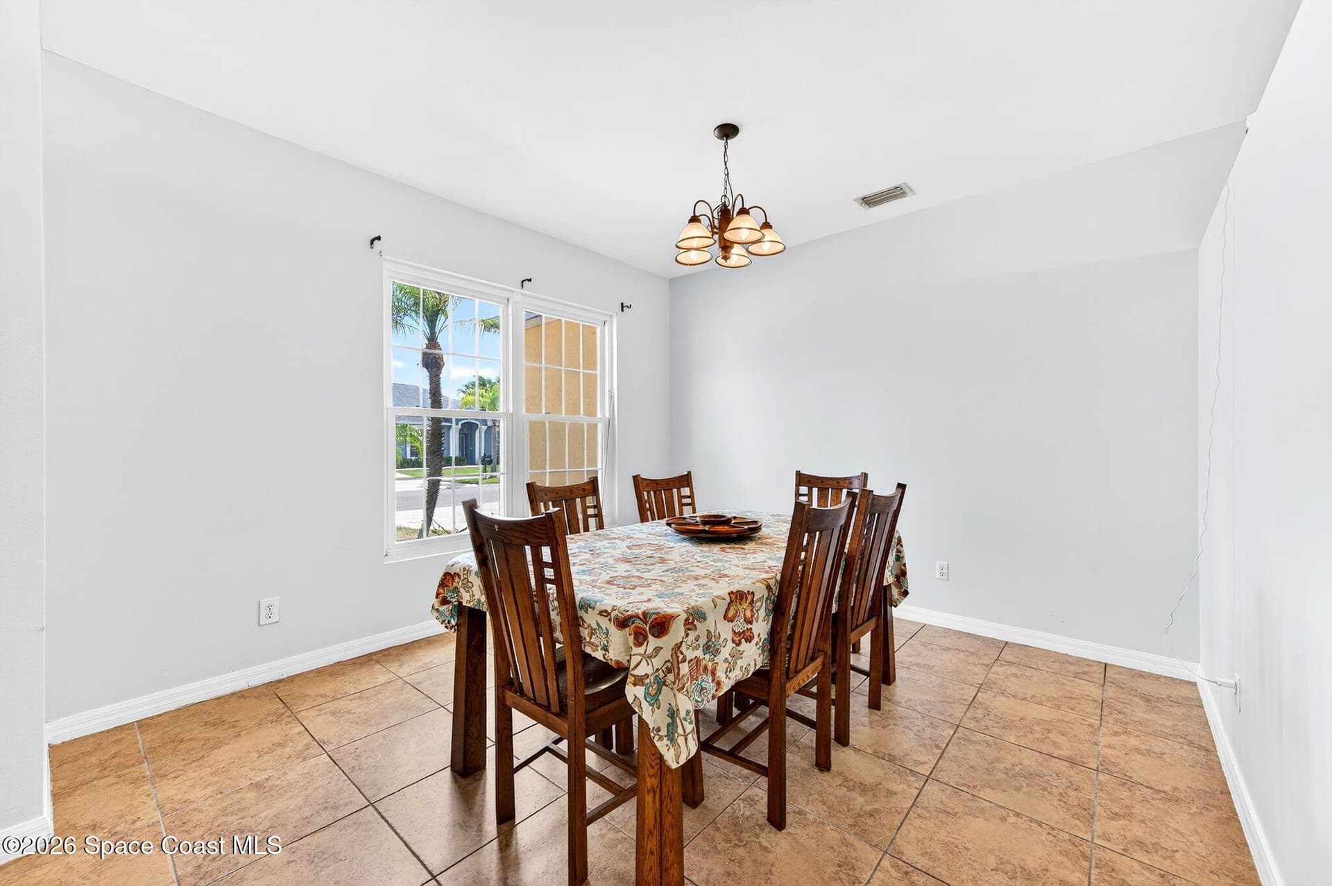 4021 Caparosa Circle photo 7