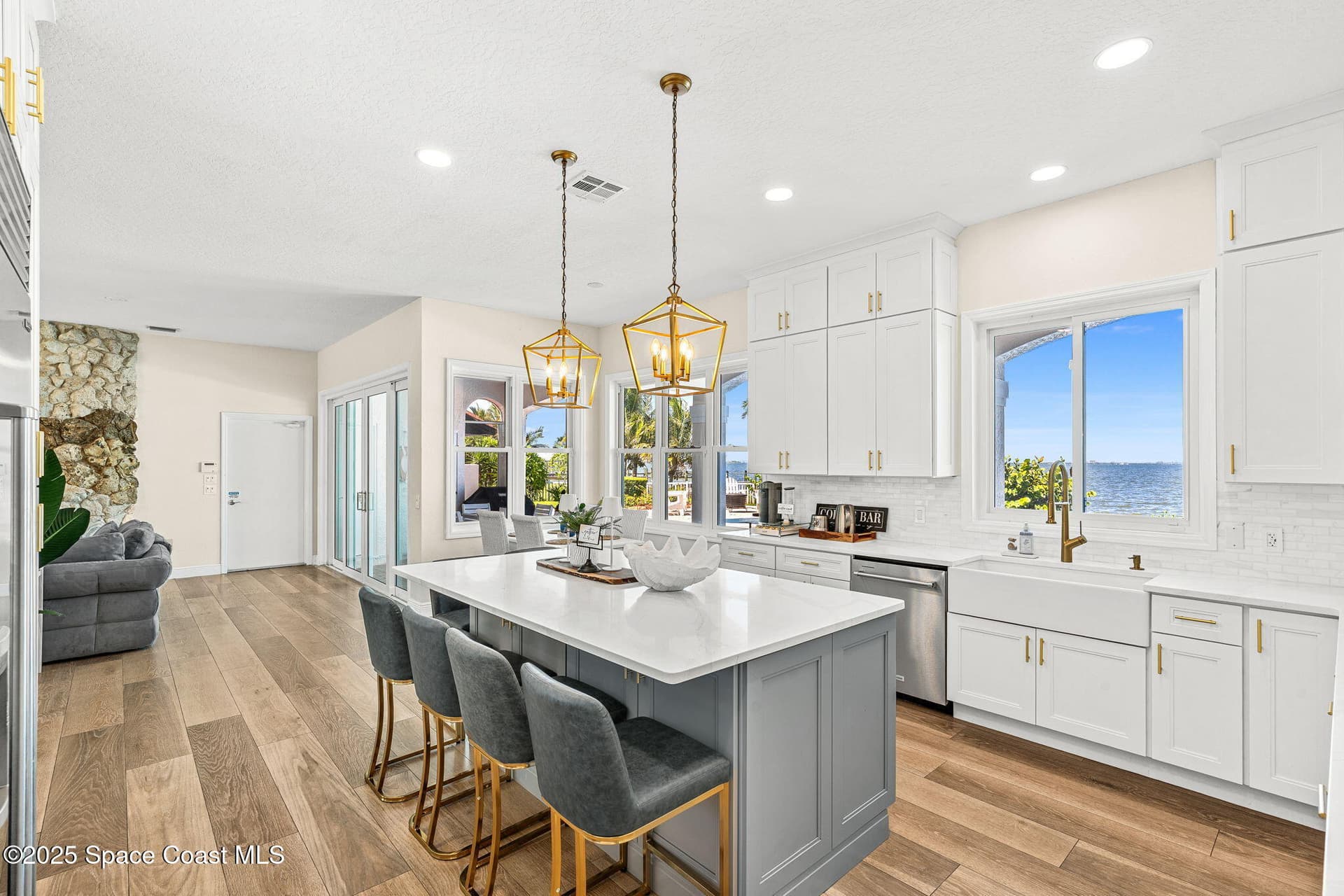 1840 Harbor Point Drive photo 22
