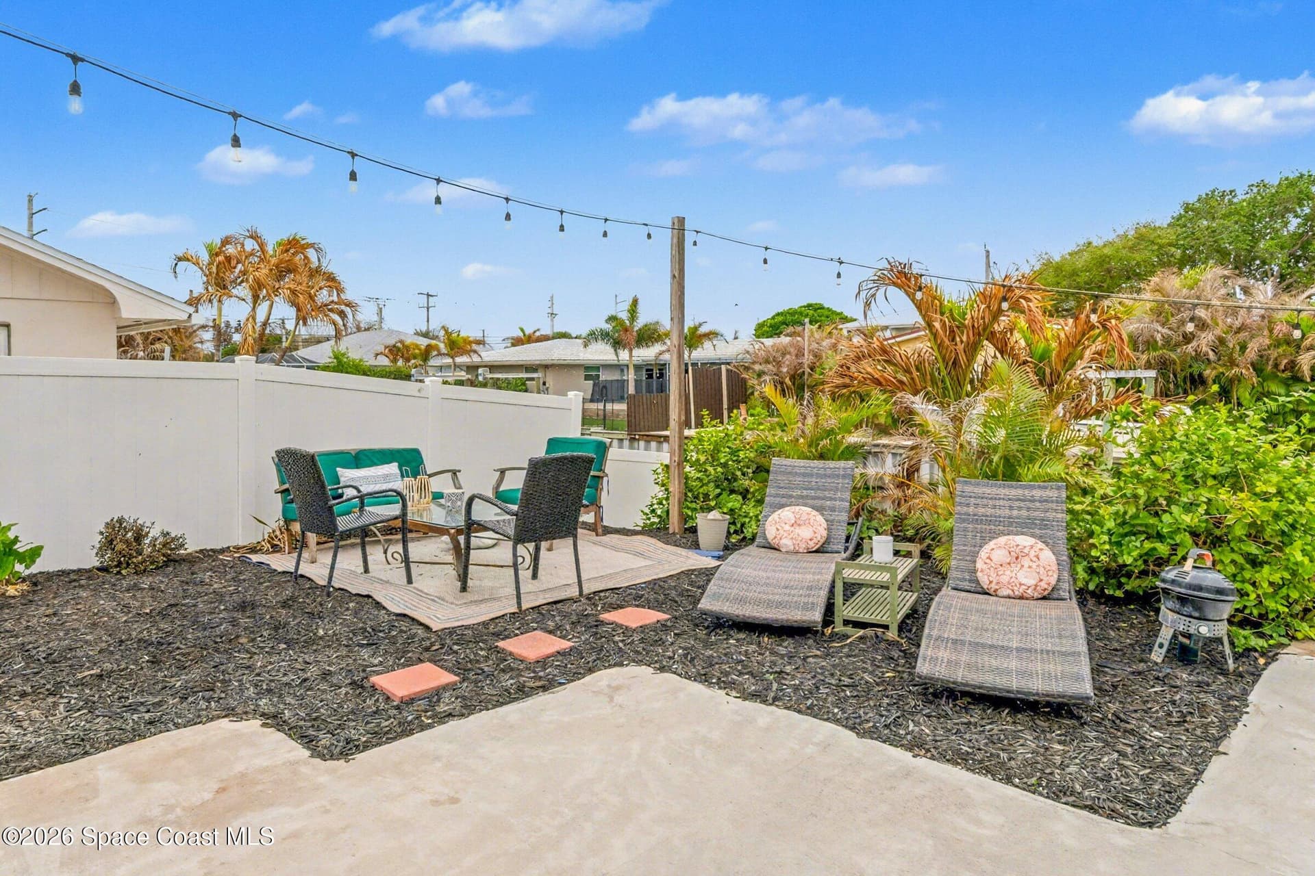 725 Puesta Del Sol Plaza photo 9