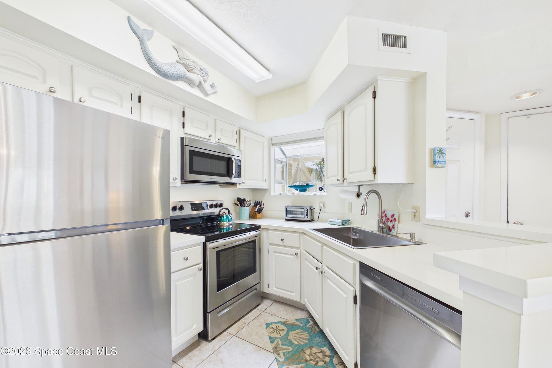 1800 Charlesmont Drive 6-107 photo 17