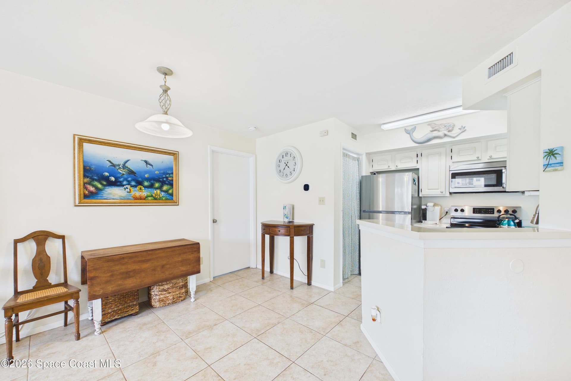1800 Charlesmont Drive 6-107 photo 6