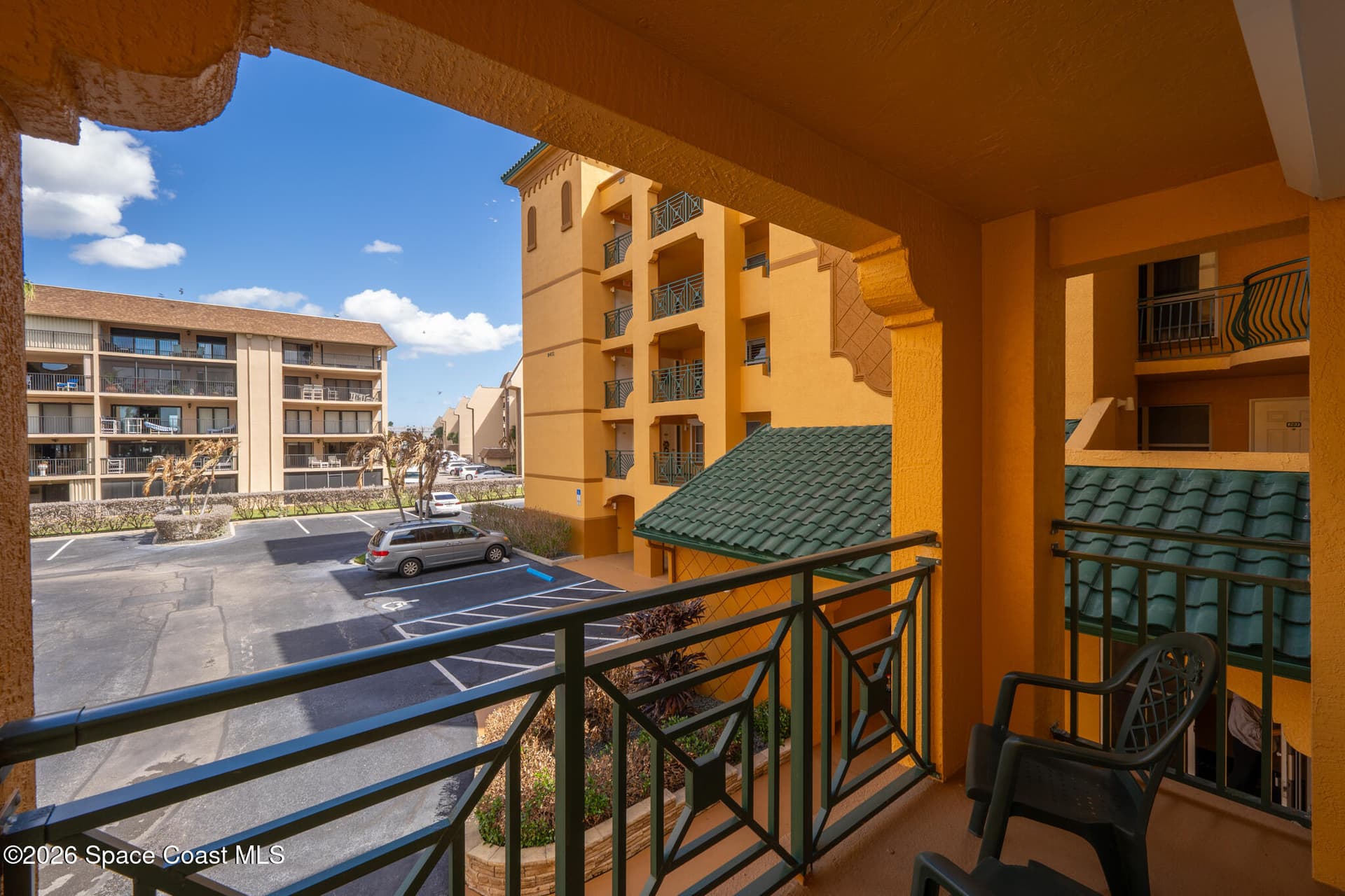 8472 Ridgewood Avenue 201 photo 20