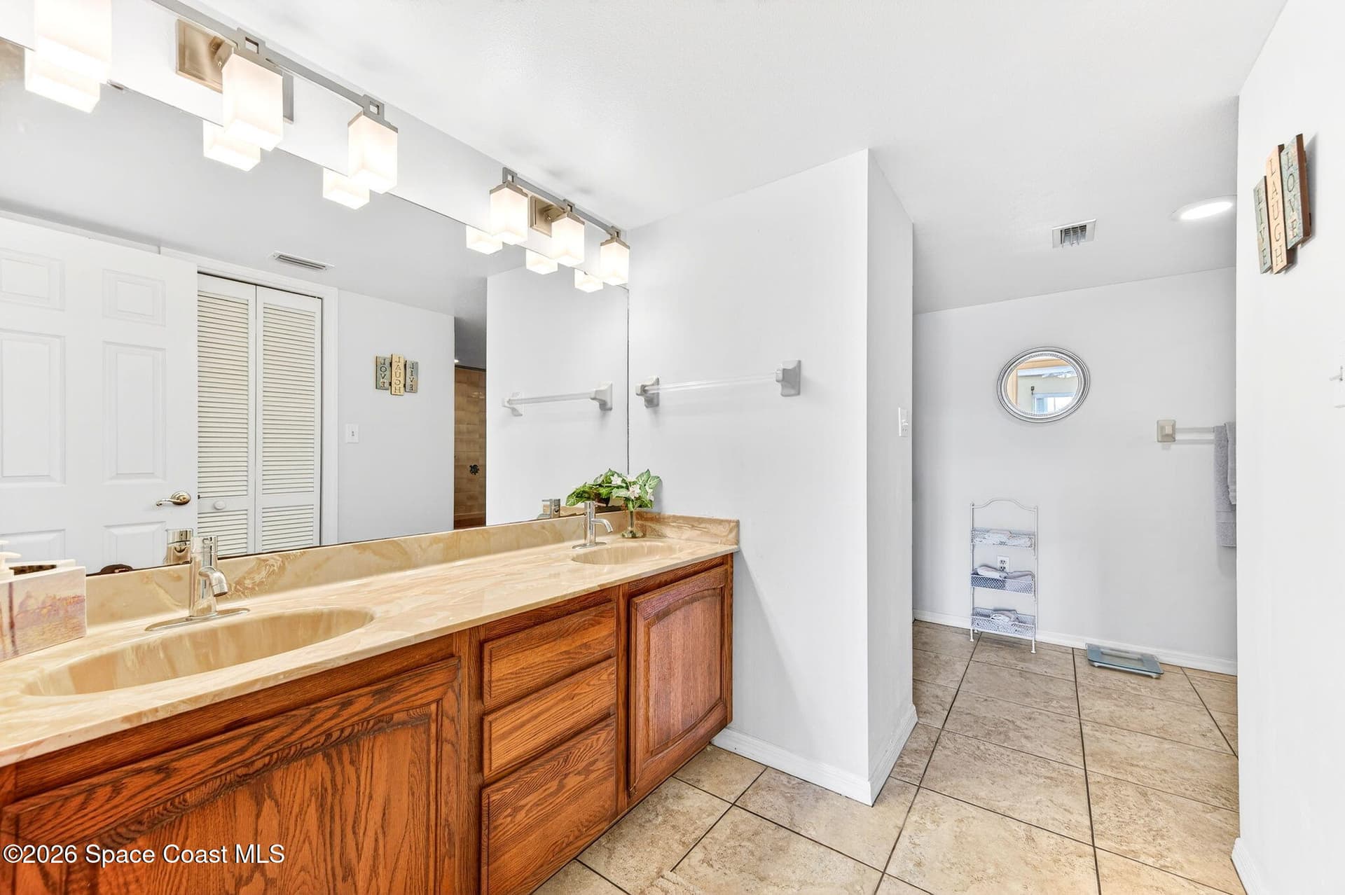580 S Brevard Avenue 815 photo 12