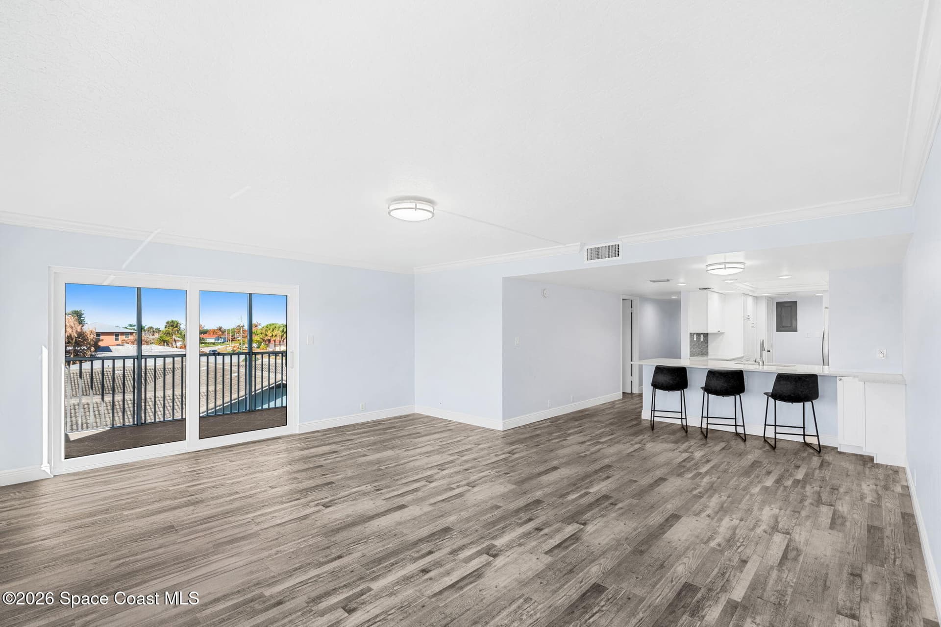 1595 N Atlantic Avenue 311 photo 13