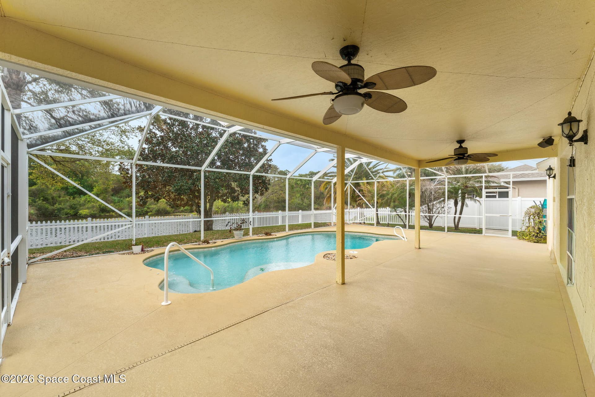 4194 Fenrose Circle photo 20