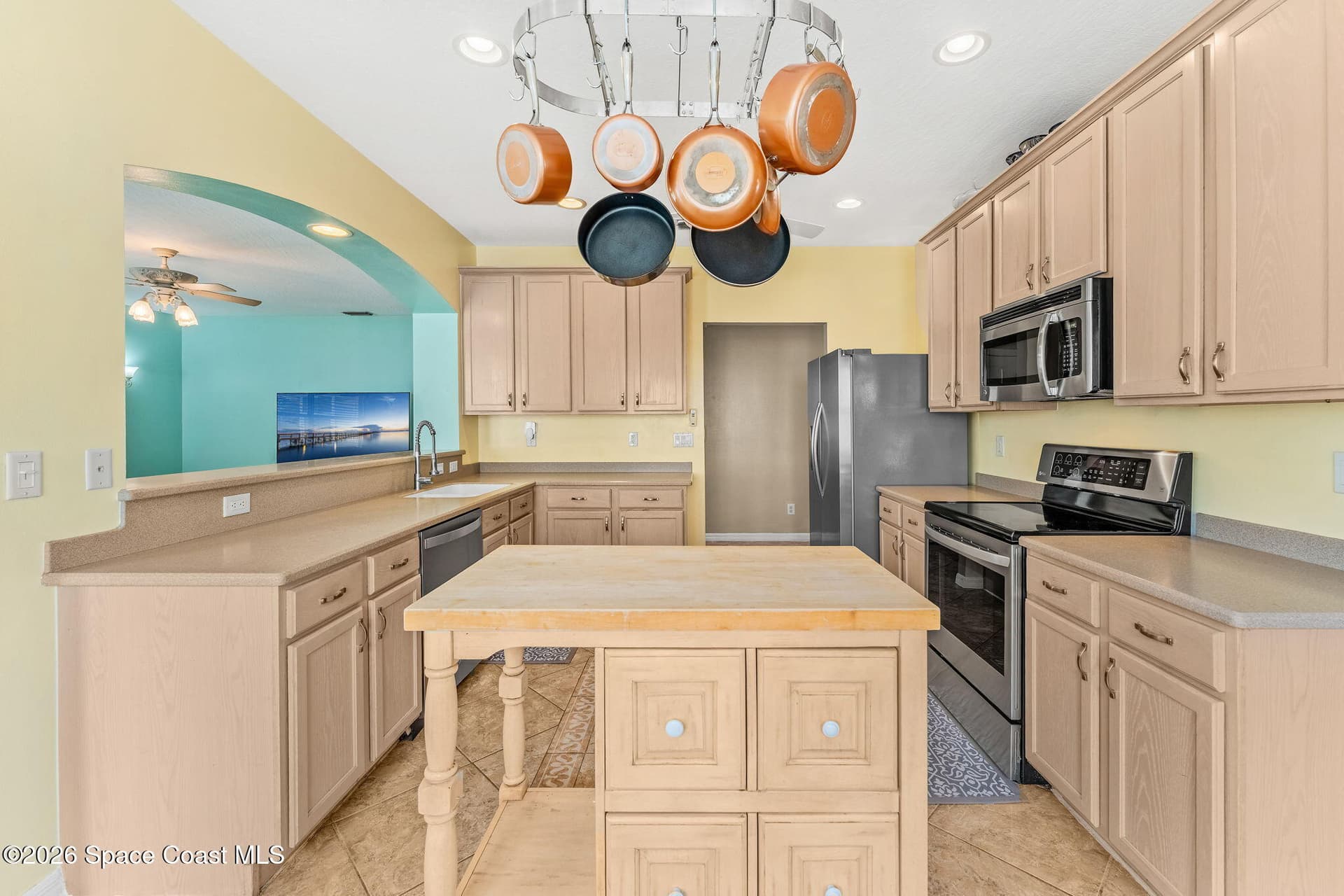 4194 Fenrose Circle photo 9