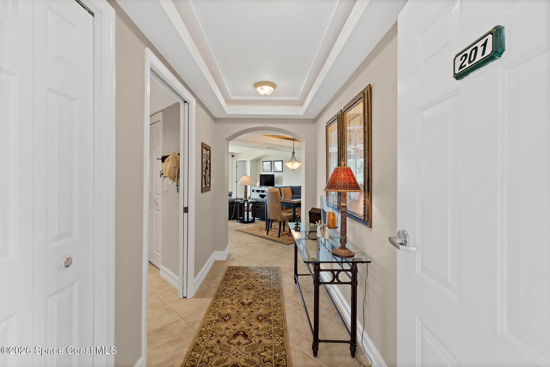 8472 Ridgewood Avenue 201 photo 4