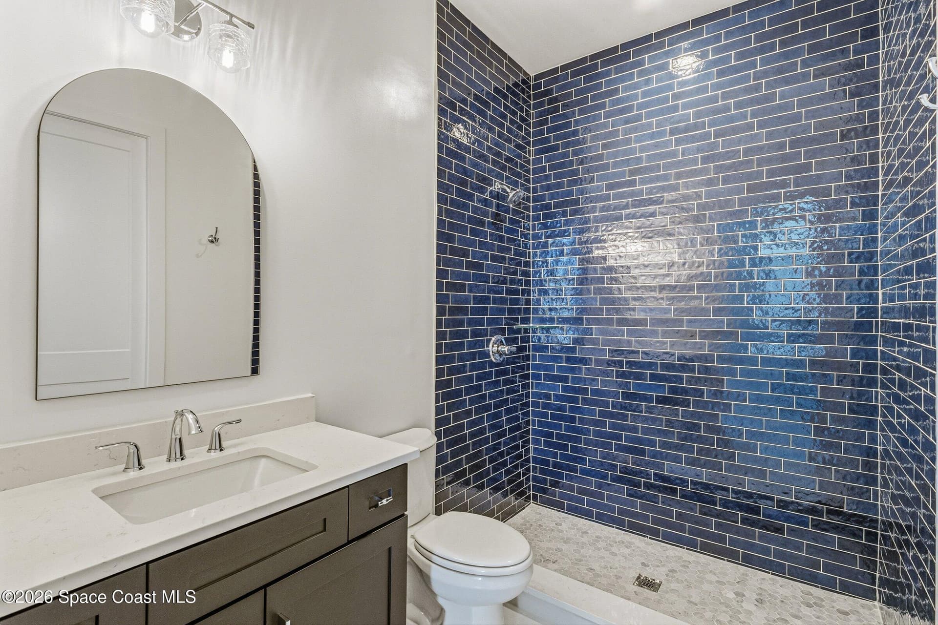 225 Strand Drive 408 photo 15