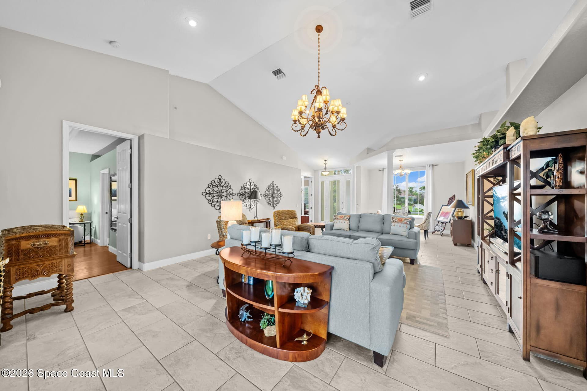 5177 Royal Paddock Way photo 6