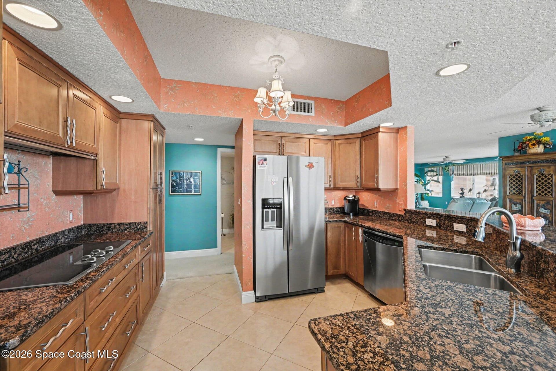 410 Hayes Avenue 401 photo 8