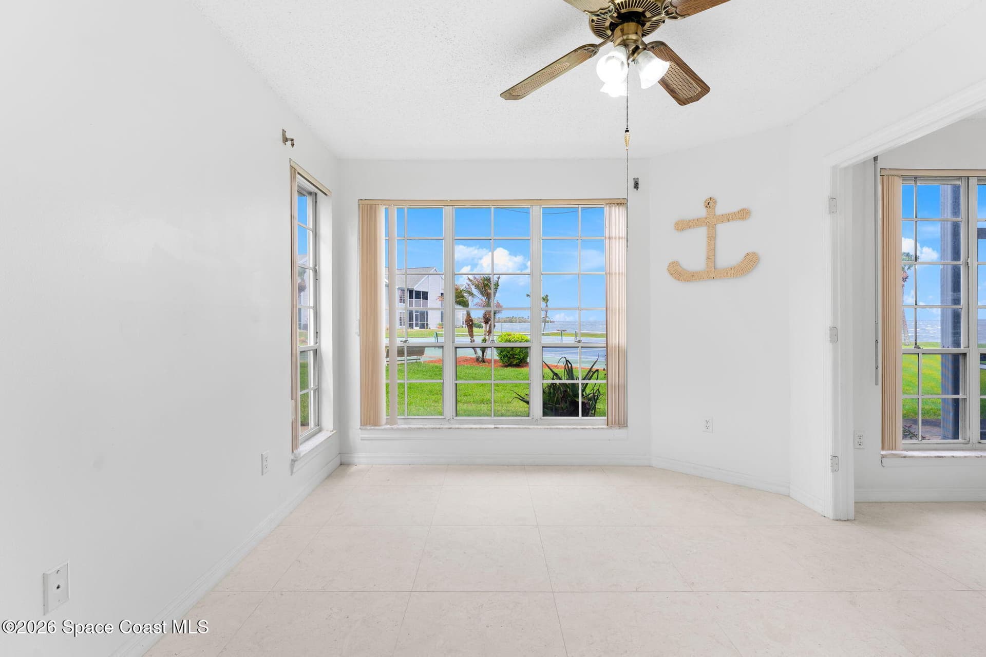 7310 N Highway 1 101 photo 10