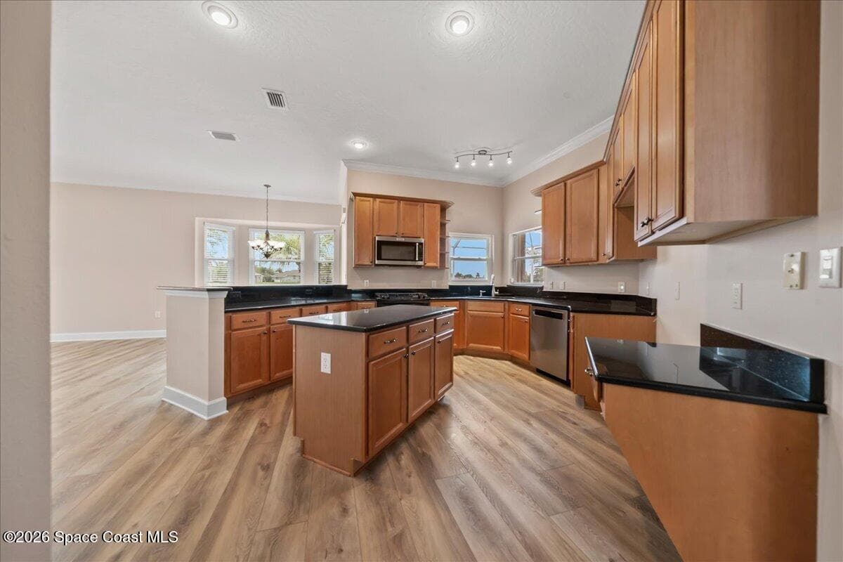 5590 Faith Drive photo 11