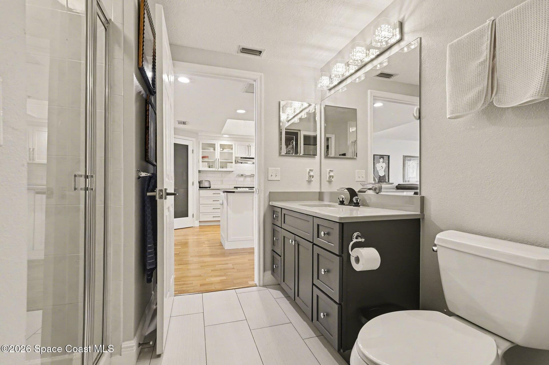 104 Riverside Drive 602 photo 21