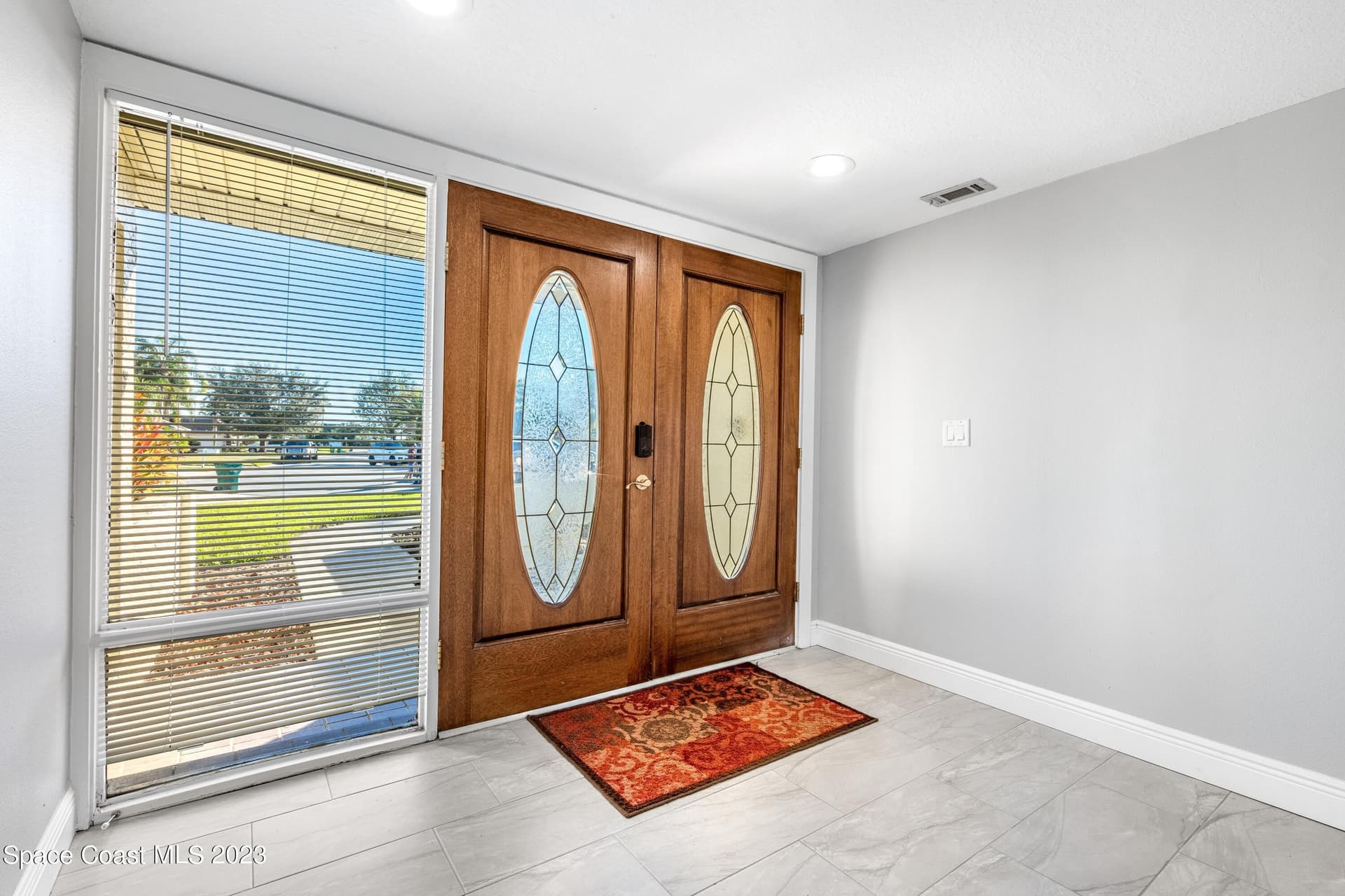 1080 Park Ridge Place photo 4