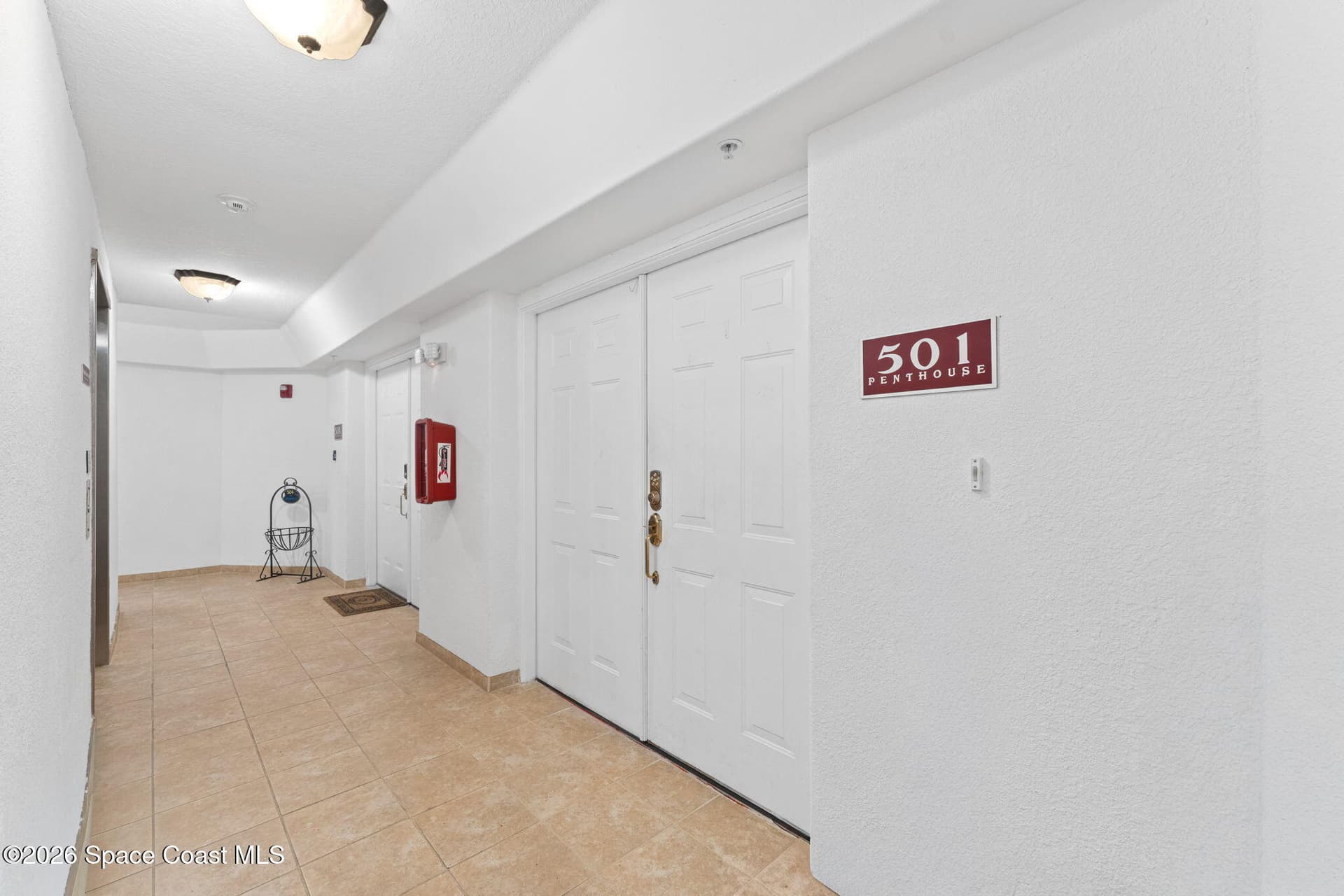 8935 Puerto Del Rio Drive 7501 photo 4