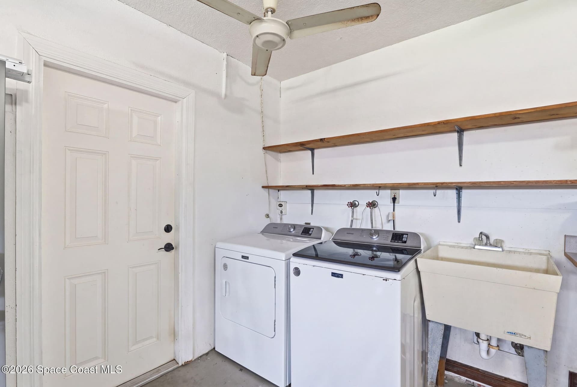 665 Venetian Way photo 22