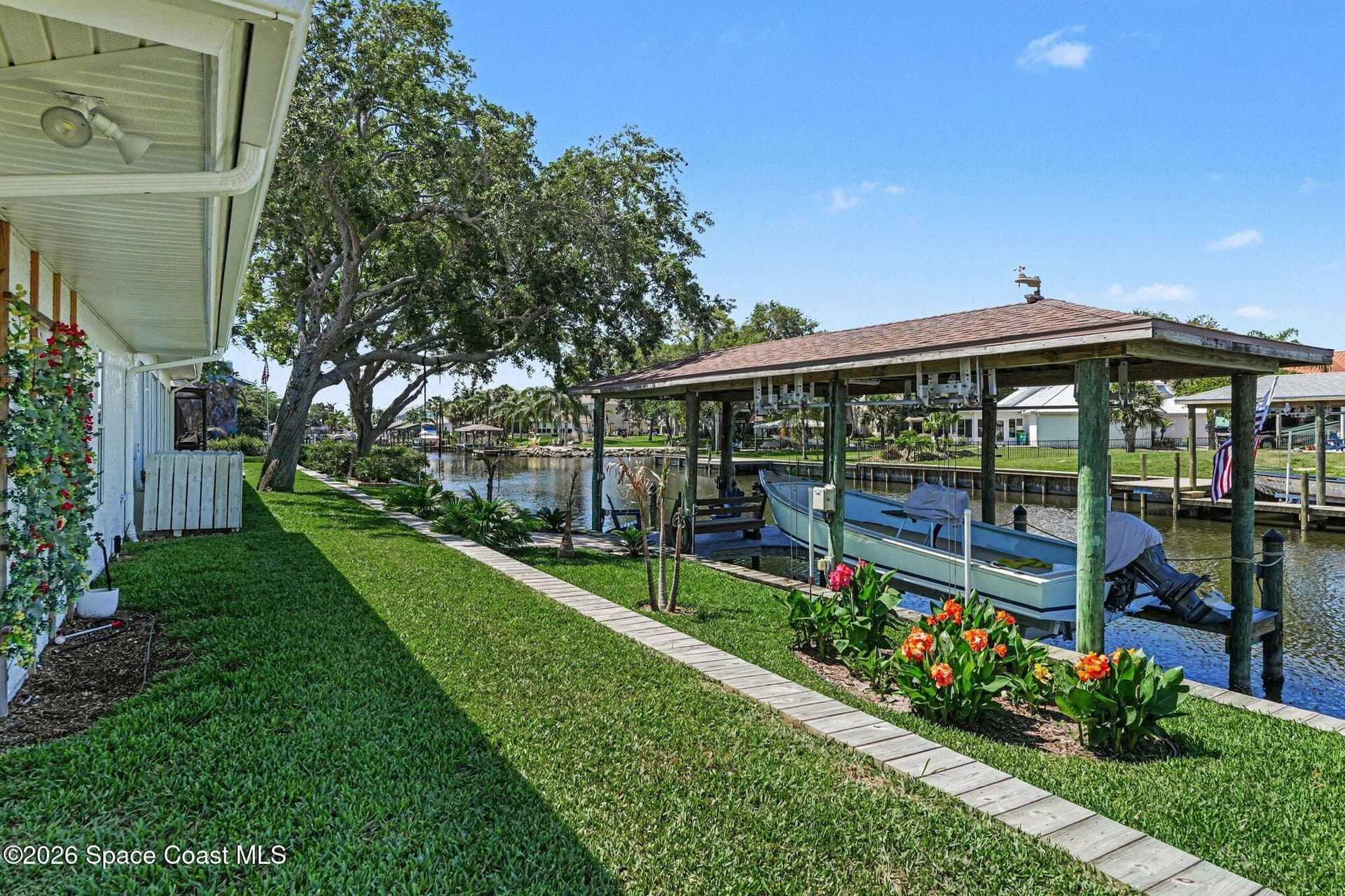 6118 Anchor Lane photo 4