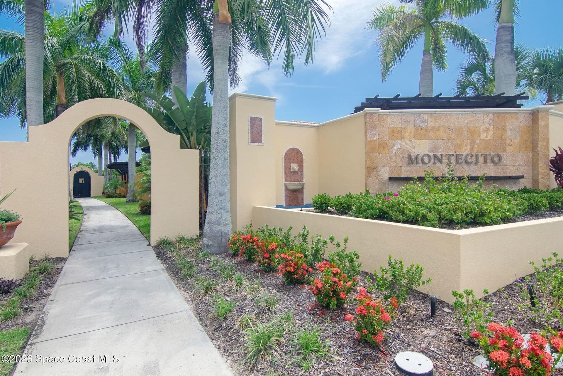 95 Redondo Drive photo 18