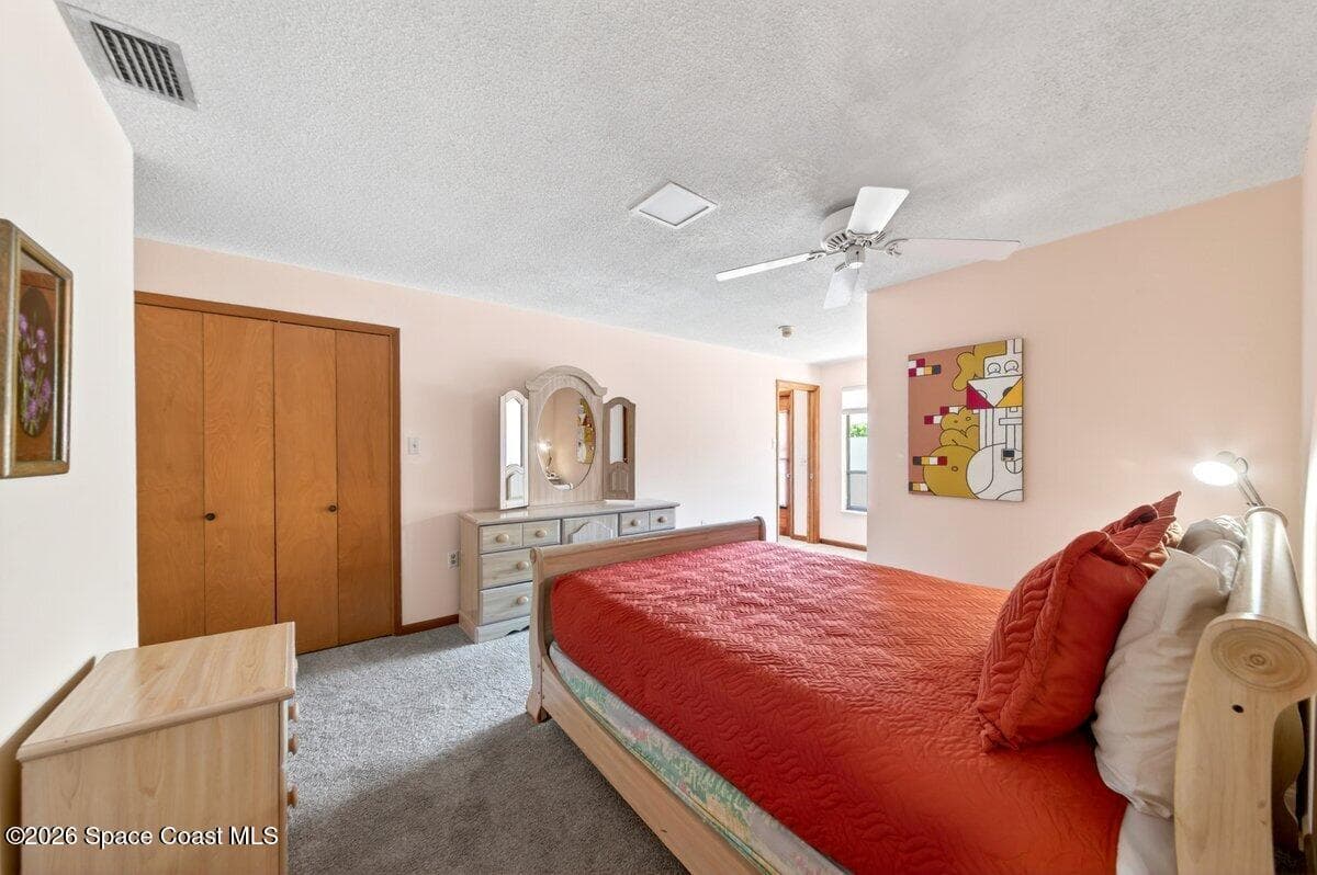 200 Rose Drive photo 19