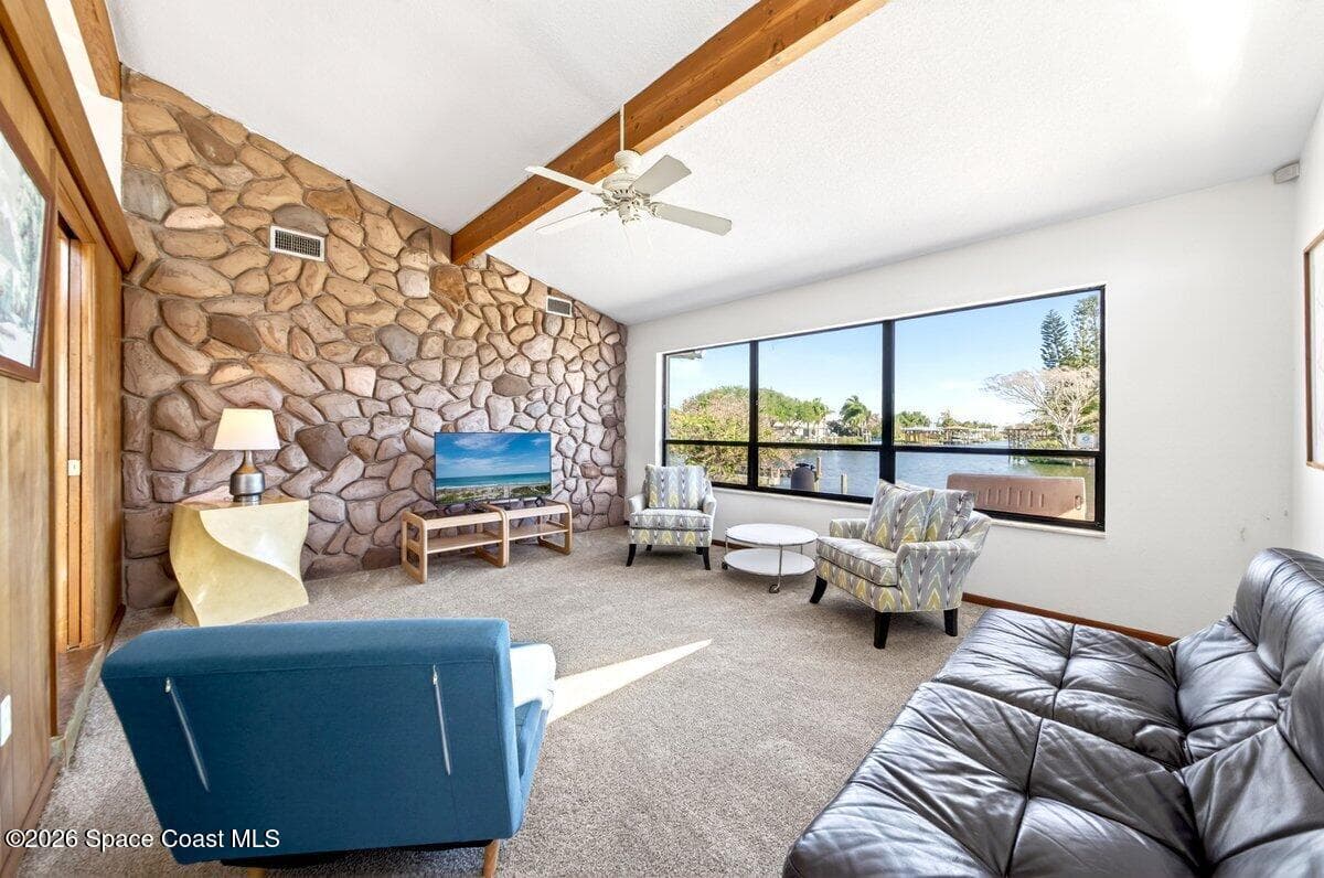 200 Rose Drive photo 7
