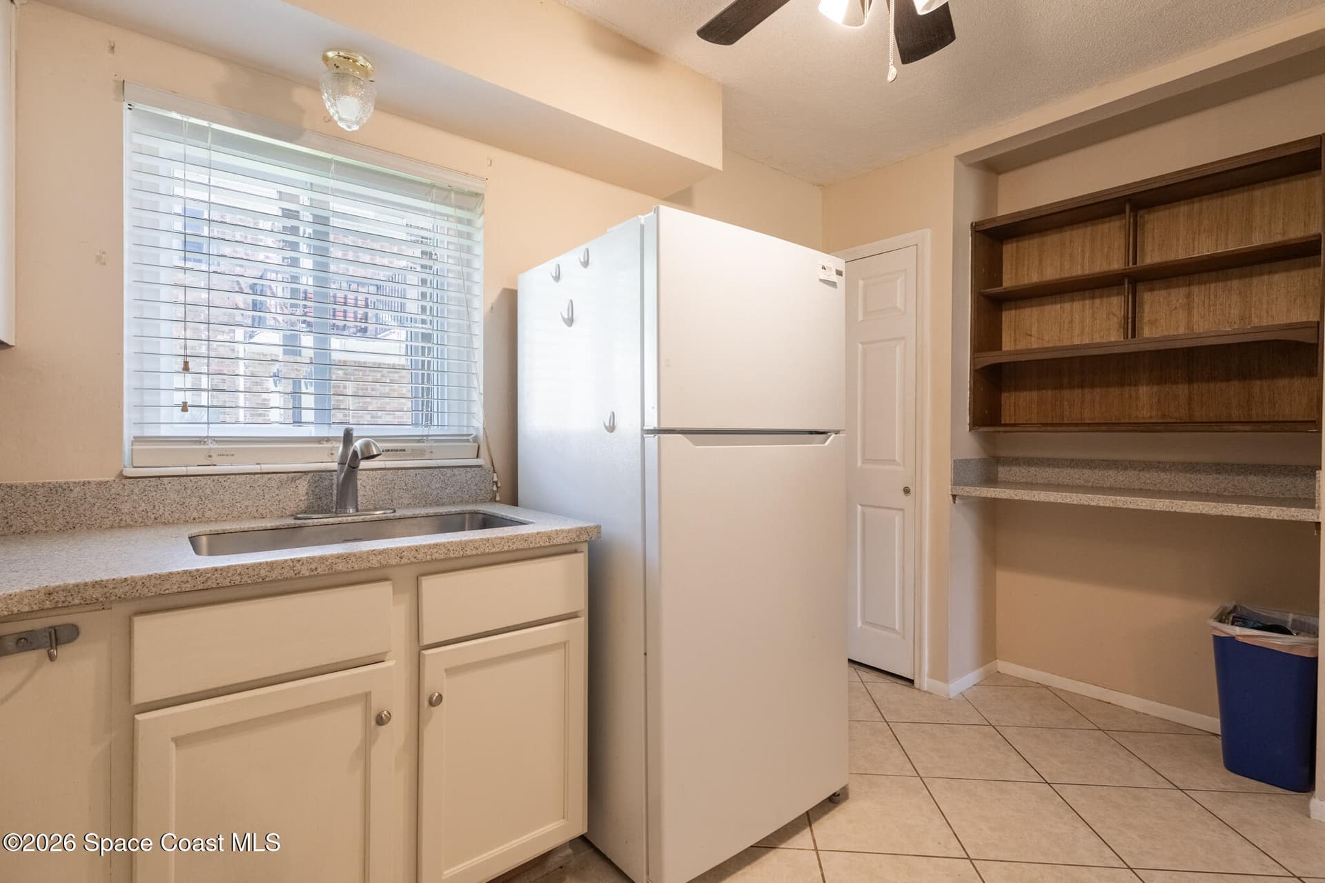 190 E Olmstead Drive B8 photo 8