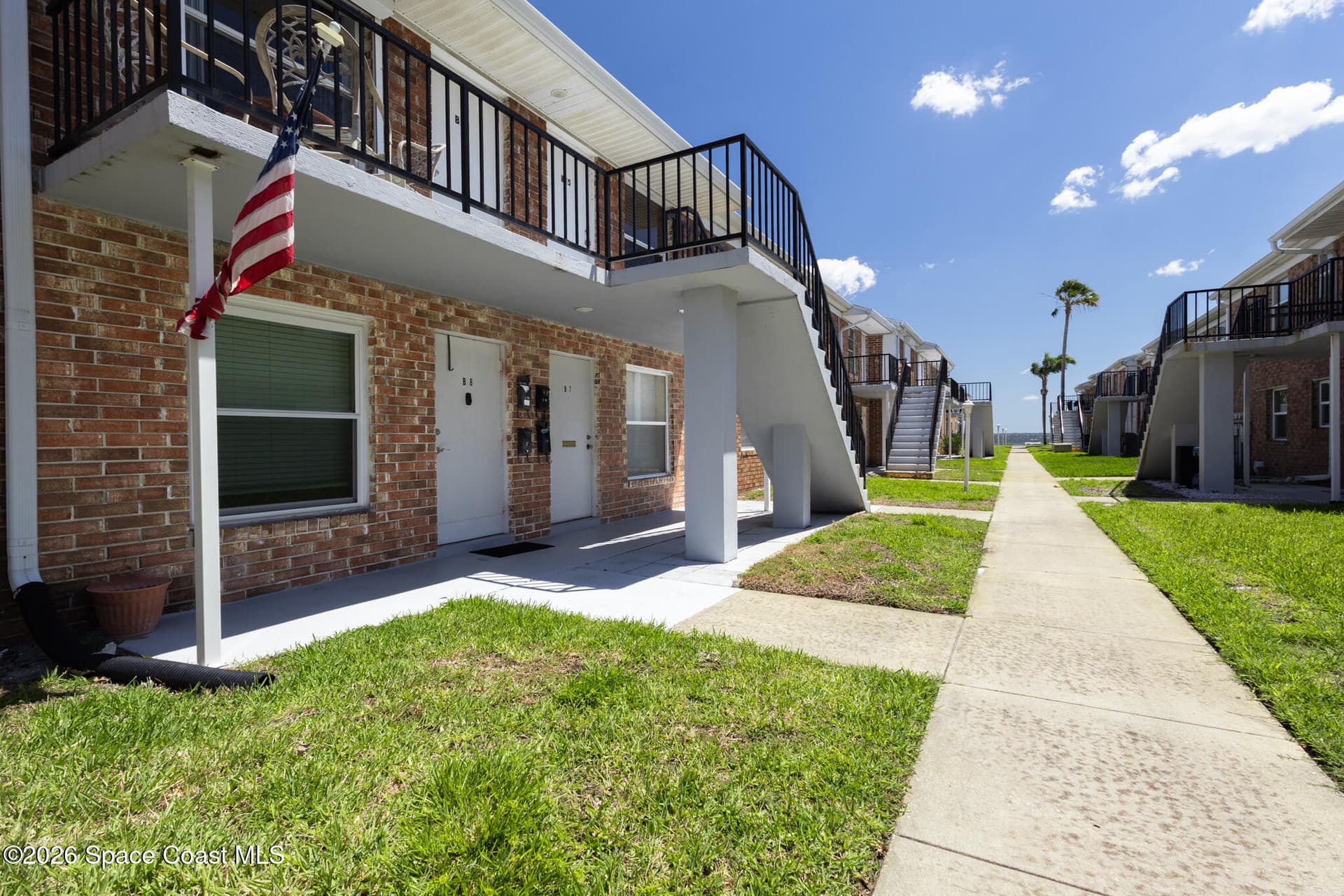 190 E Olmstead Drive B8 photo 17