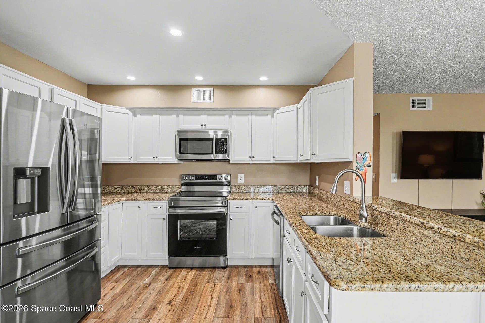 7300 N Highway 1 104 photo 10