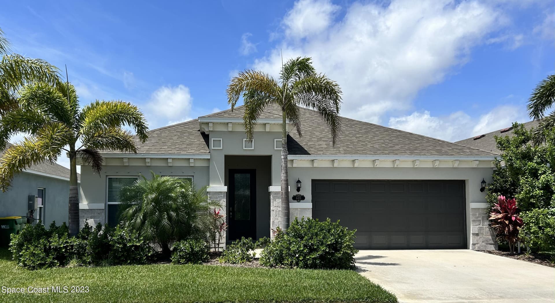 4415 Ruthann Circle photo 1