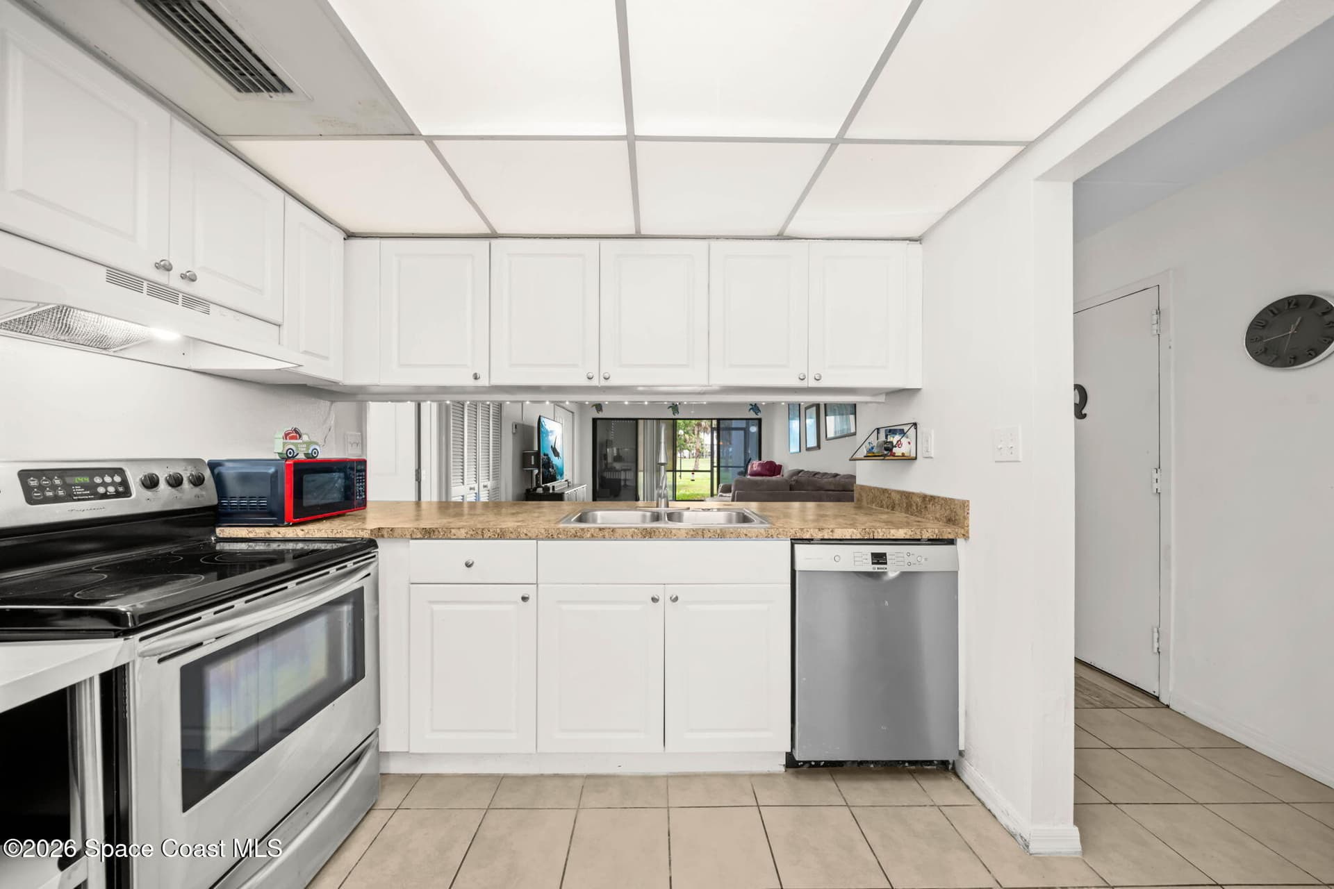 2727 N Wickham Road 103-5 photo 4