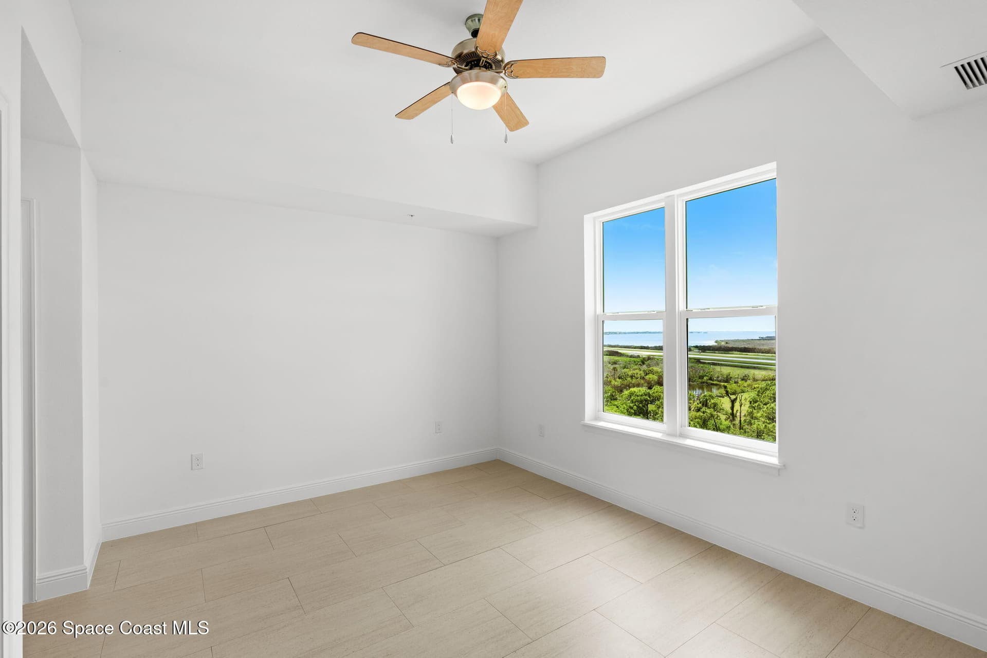 735 Pilot Lane 1010 photo 20