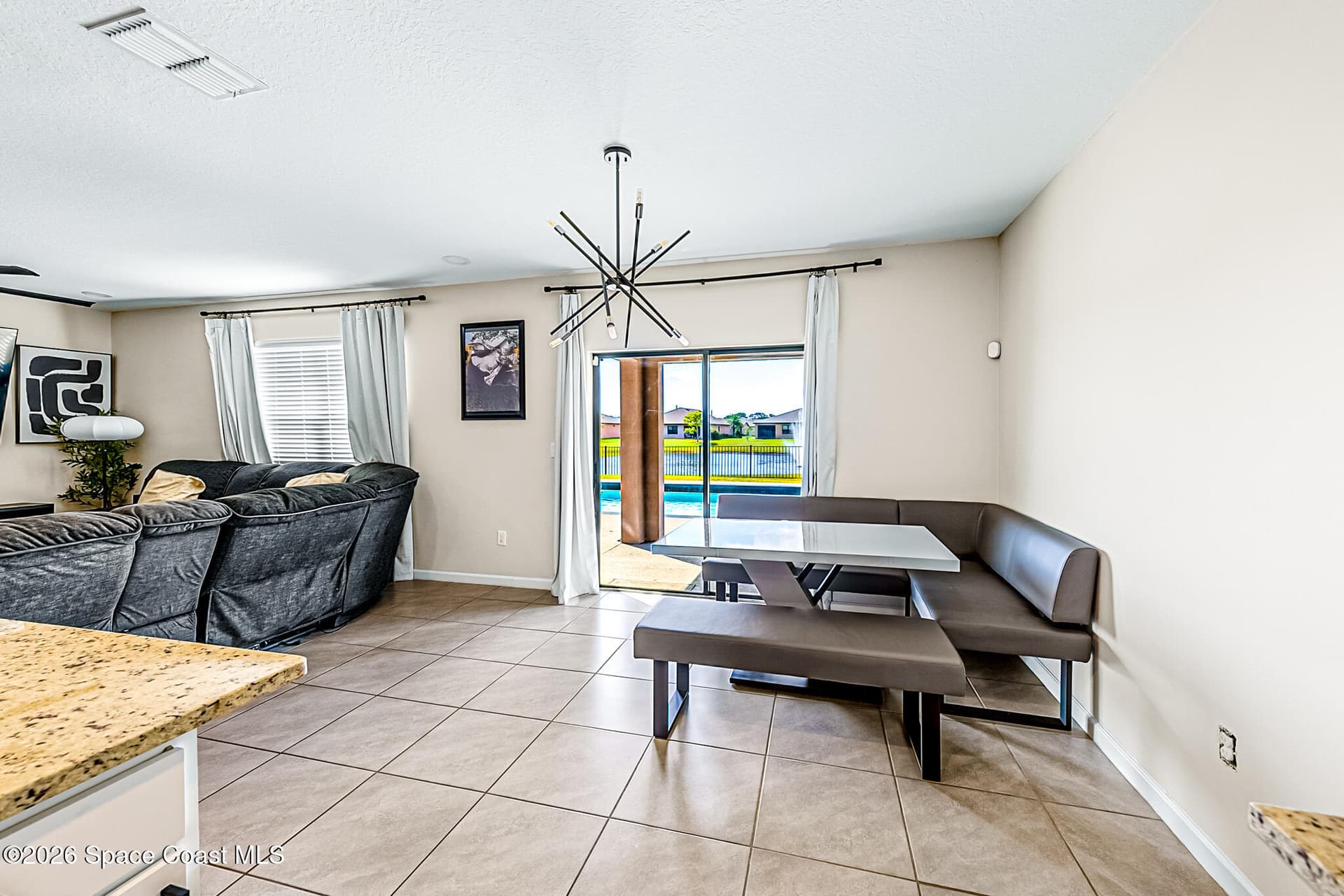 7251 Amethyst Avenue photo 25