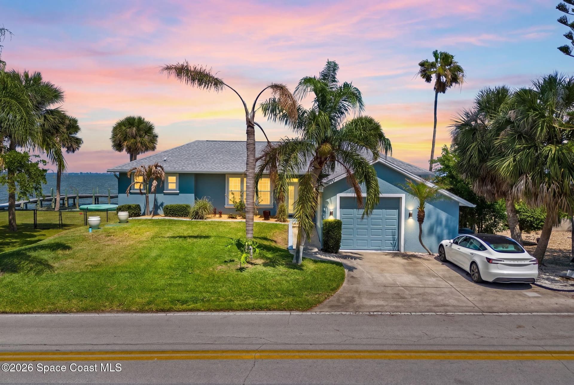1000 S Banana River Drive photo 2