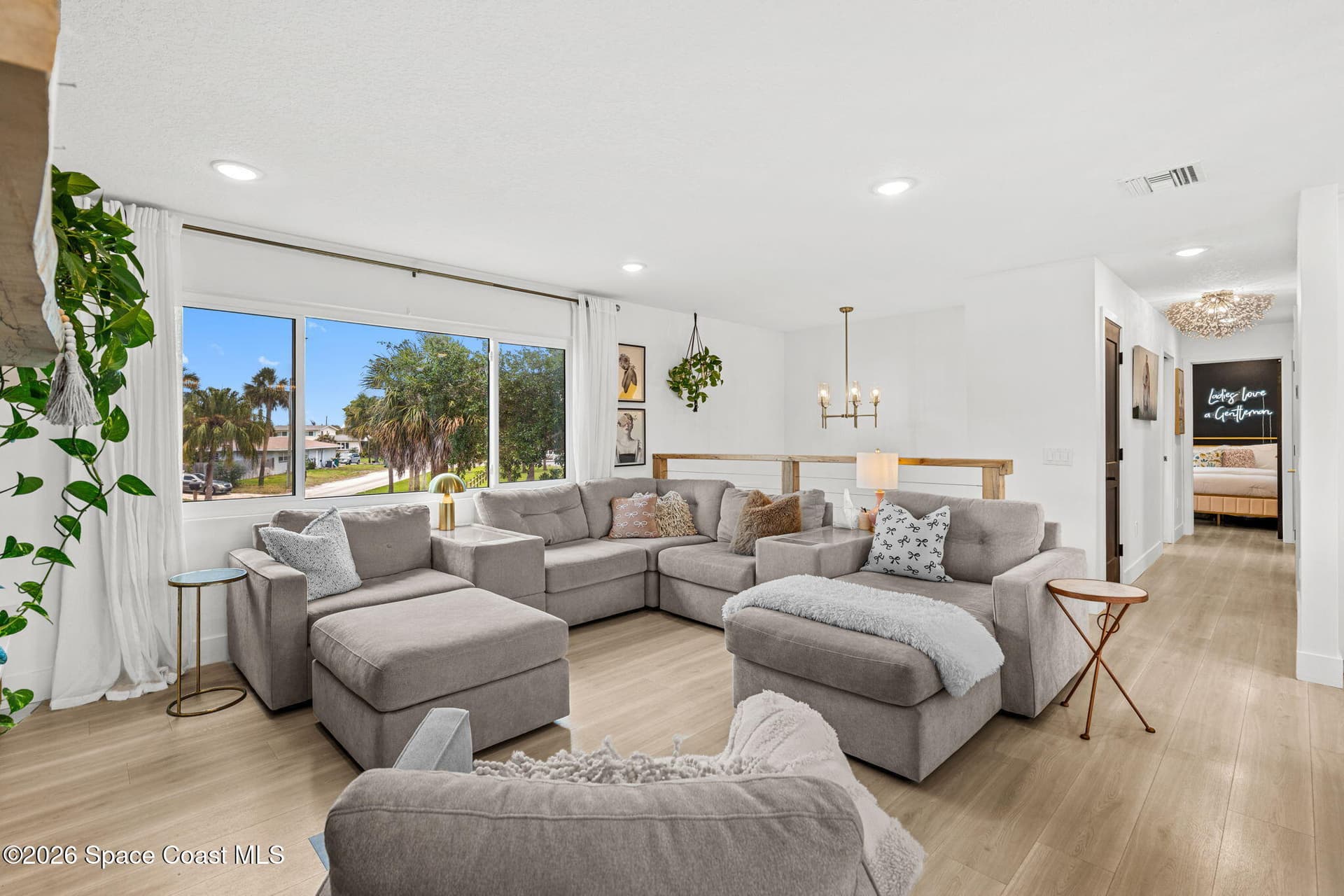 279 Marion Street photo 15
