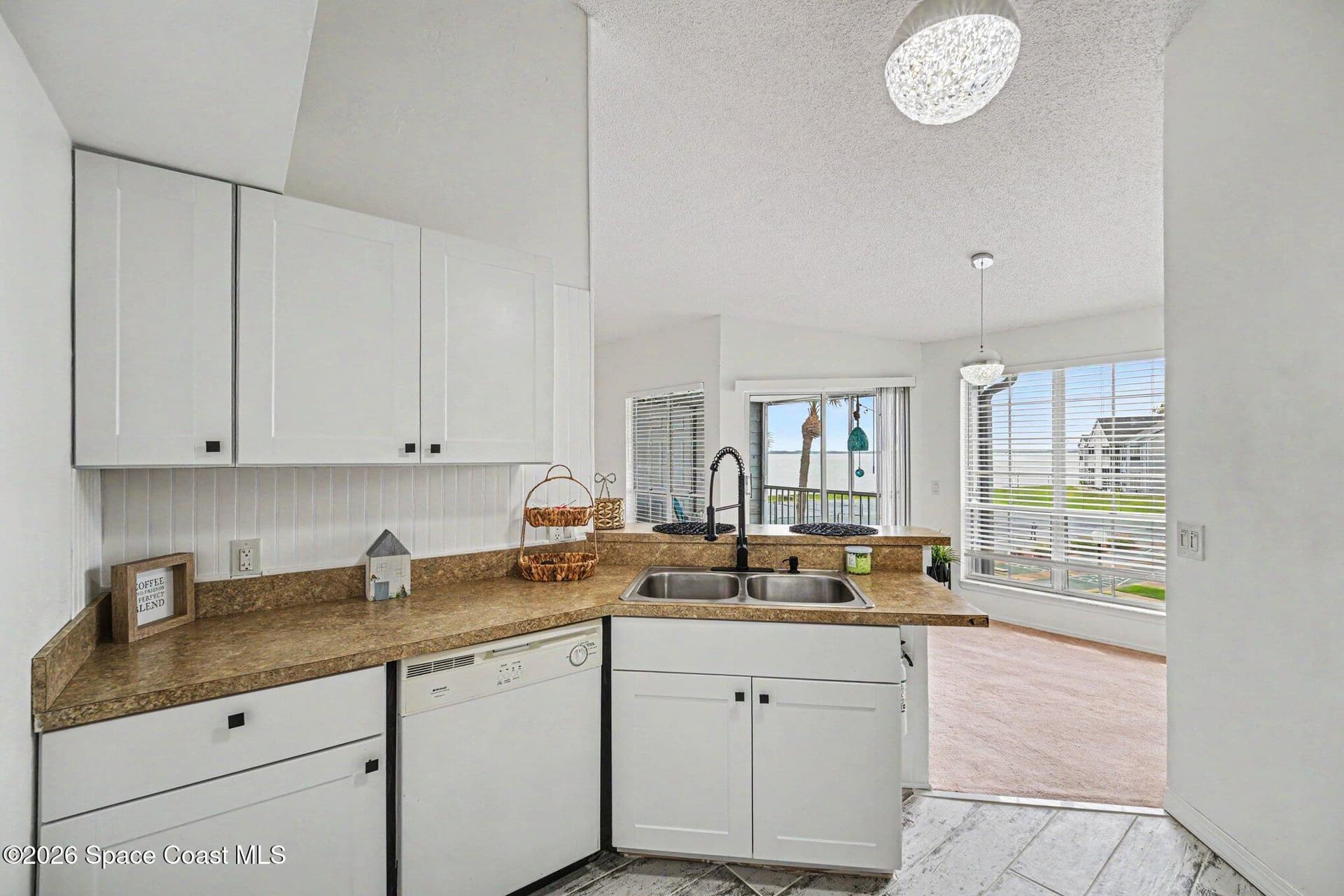 7330 N Highway 1 206 photo 14